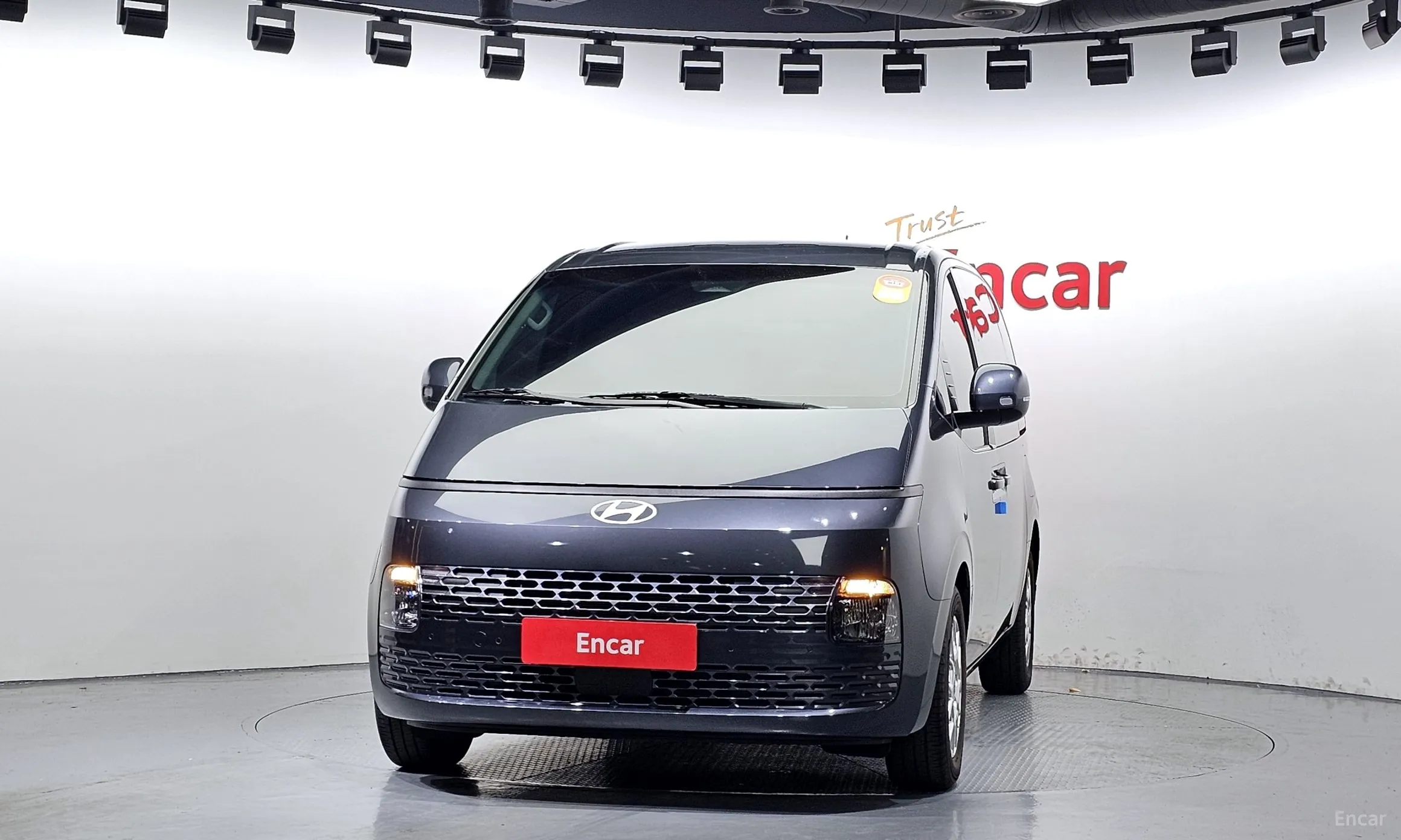 Hyundai Staria превью 2