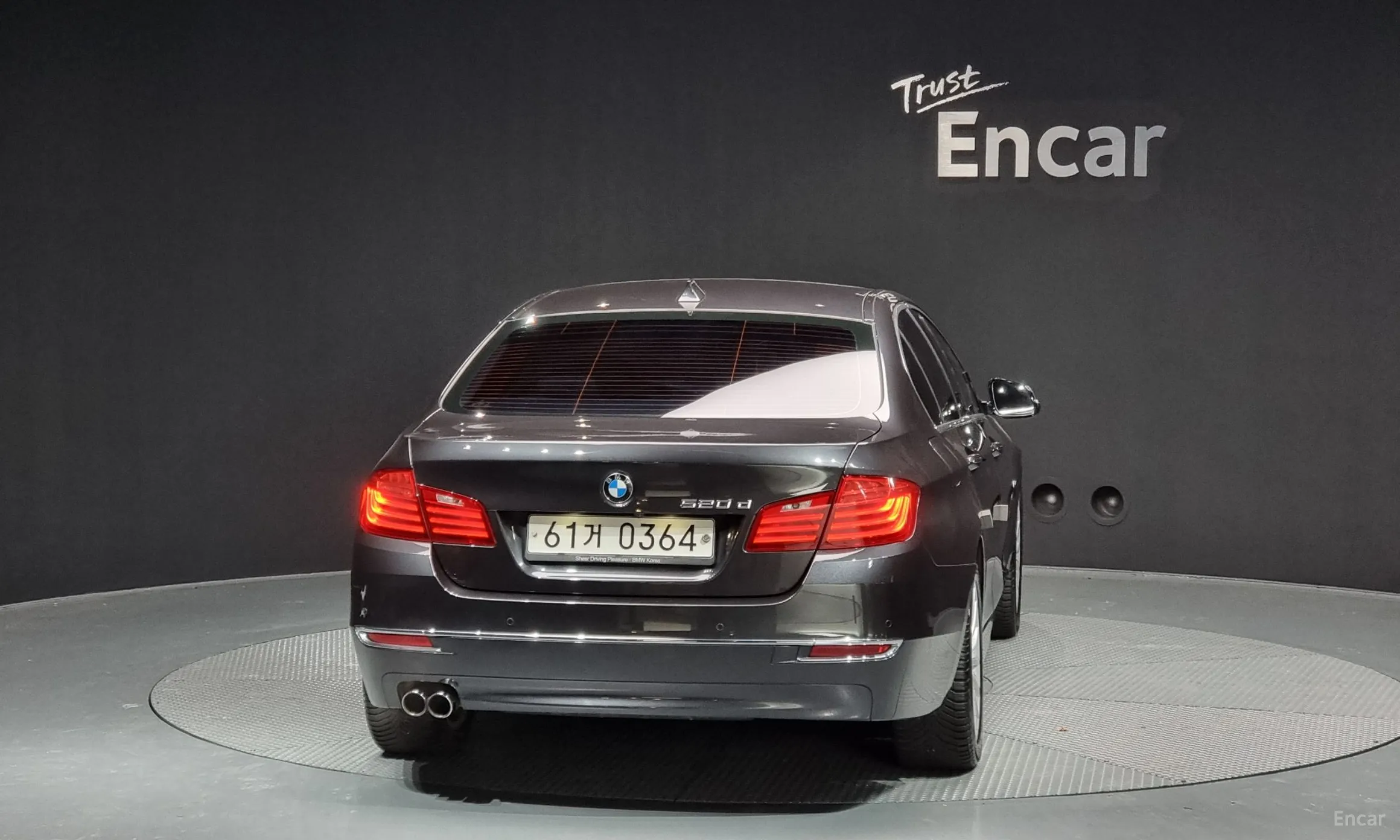 BMW 5 Series (F10) превью 3