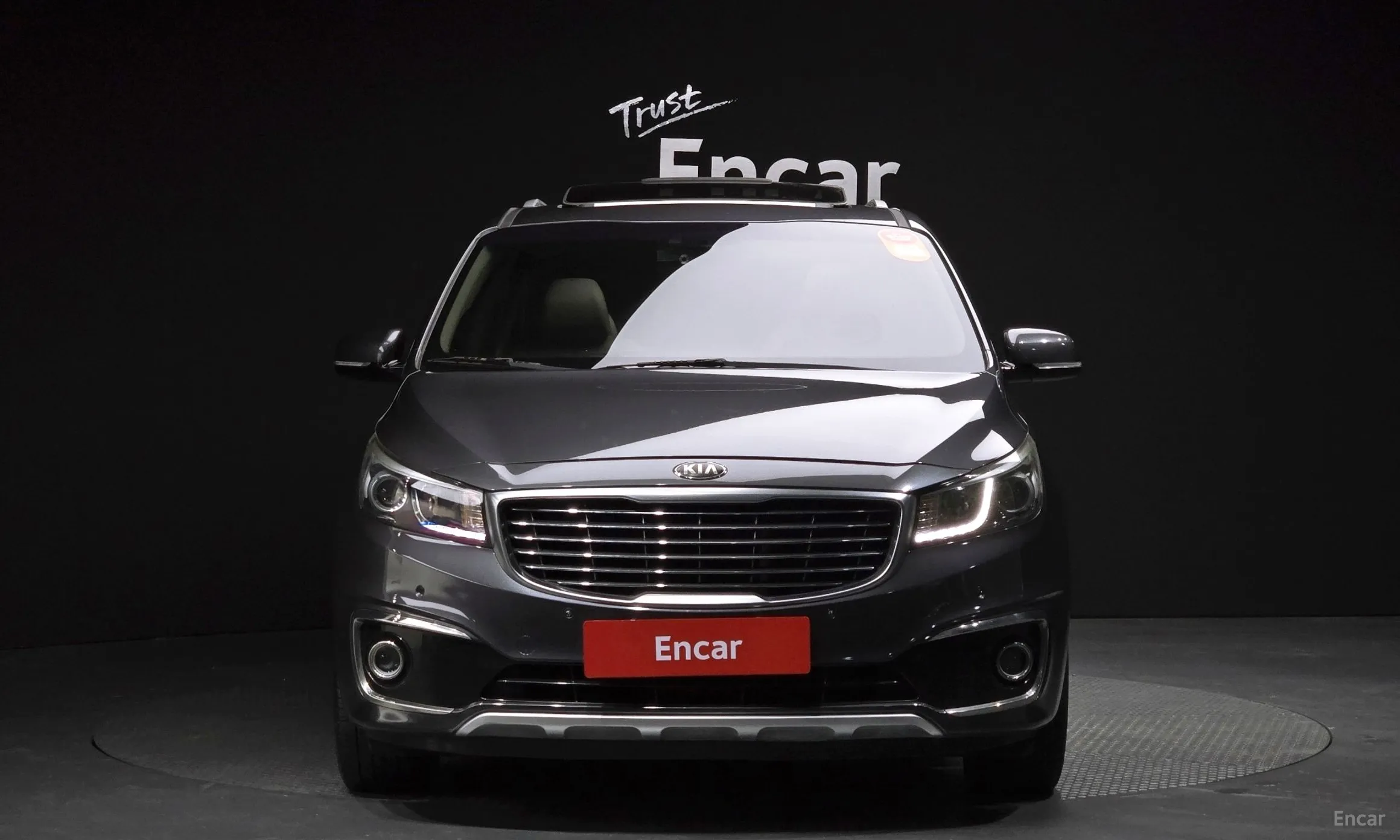 Kia Carnival превью 2
