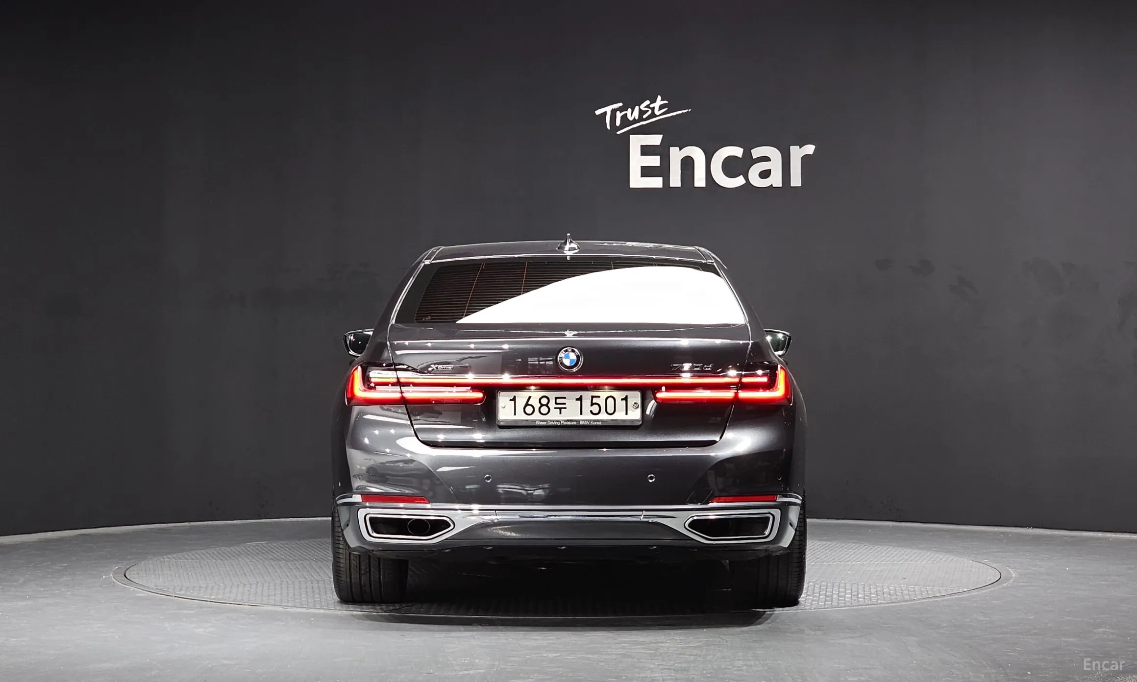 BMW 7 Series (G11) превью 3
