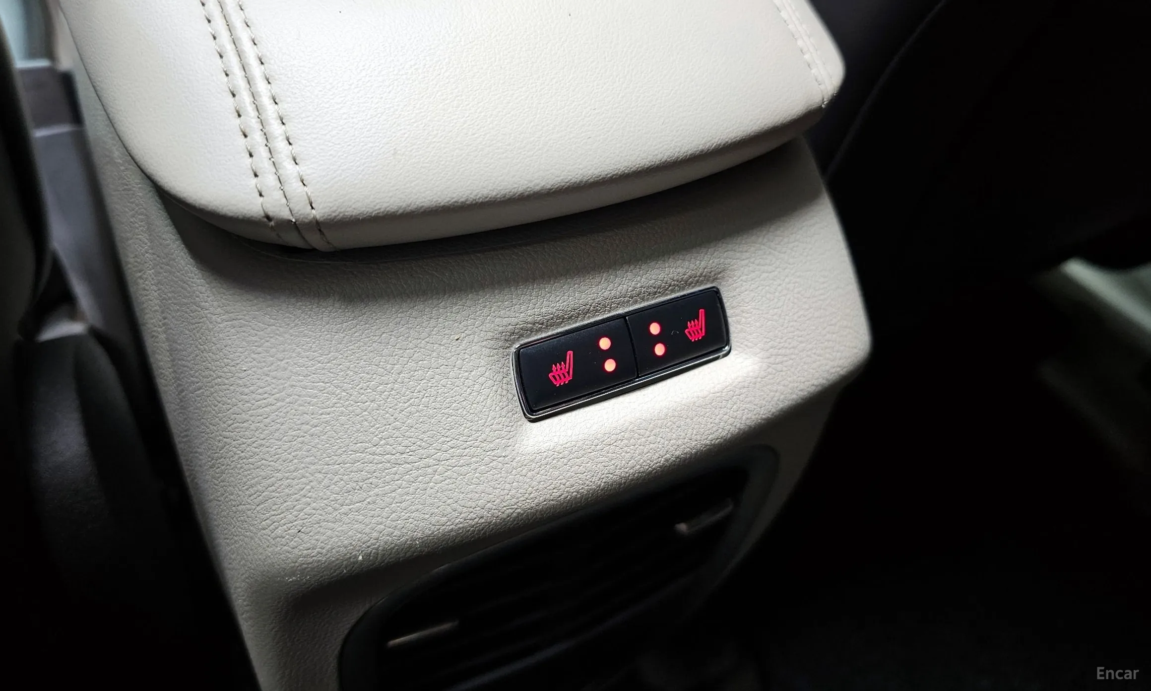 Lincoln MKC превью 18