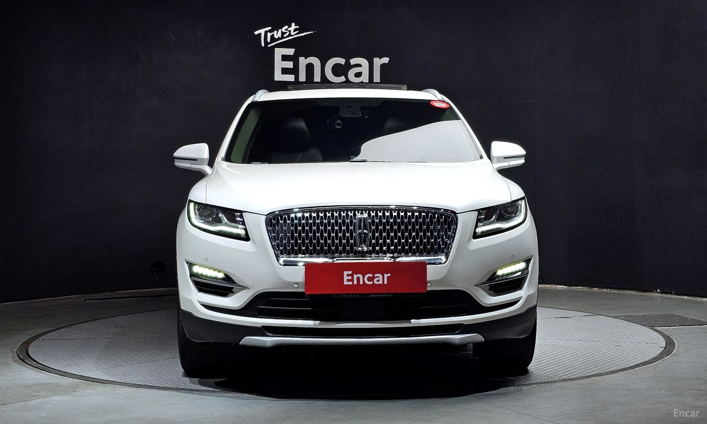 Lincoln MKC превью 3