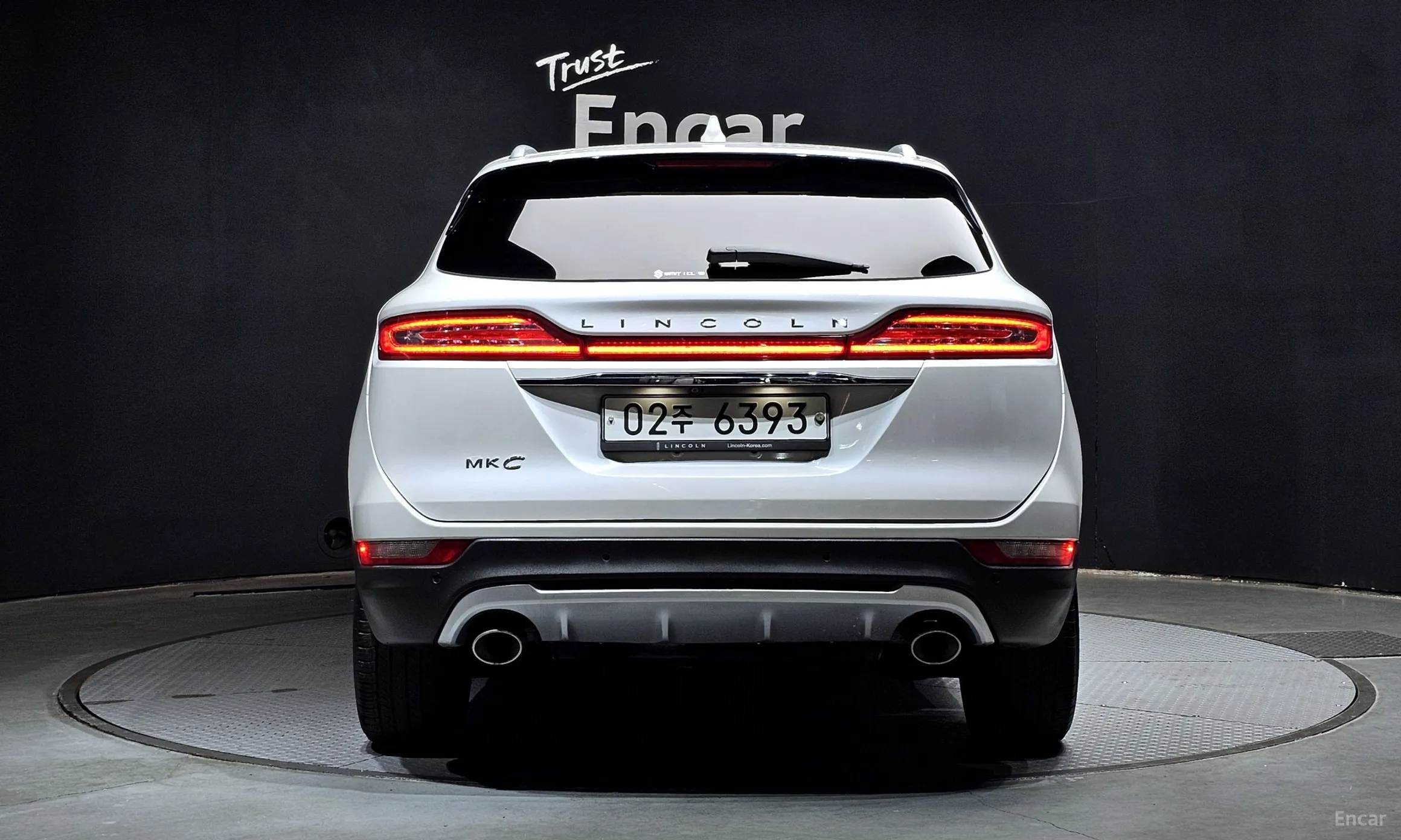Lincoln MKC превью 4