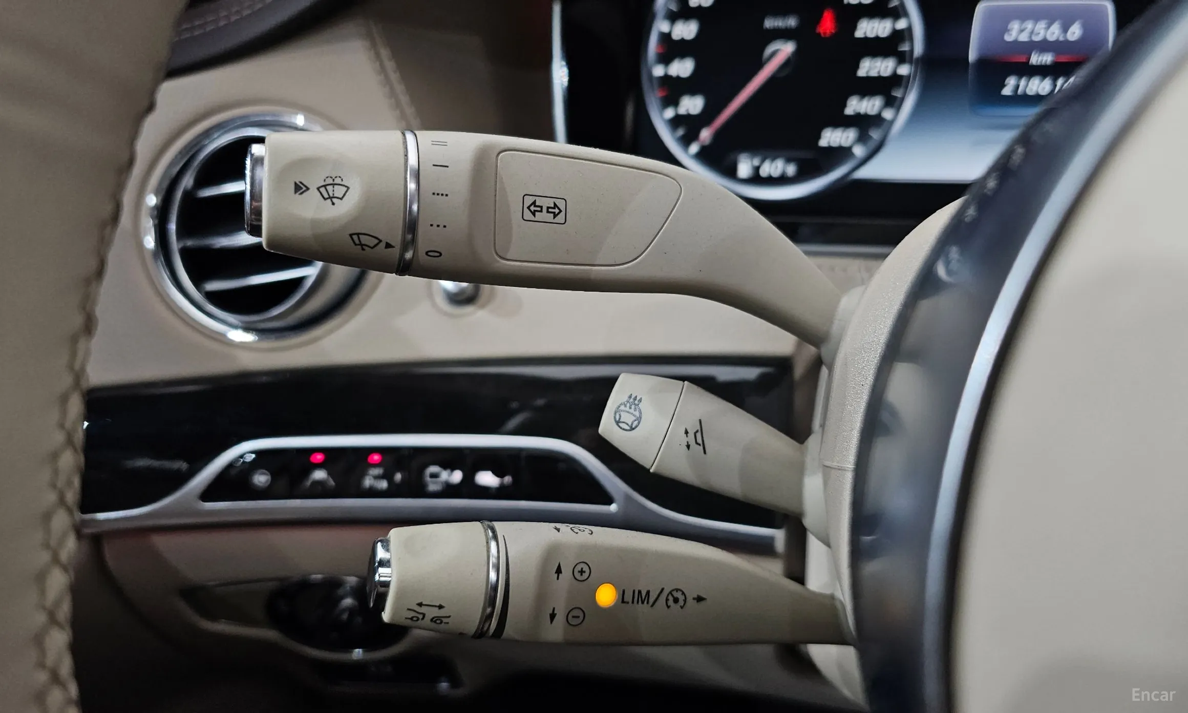 Mercedes Benz S-Class W222 превью 16