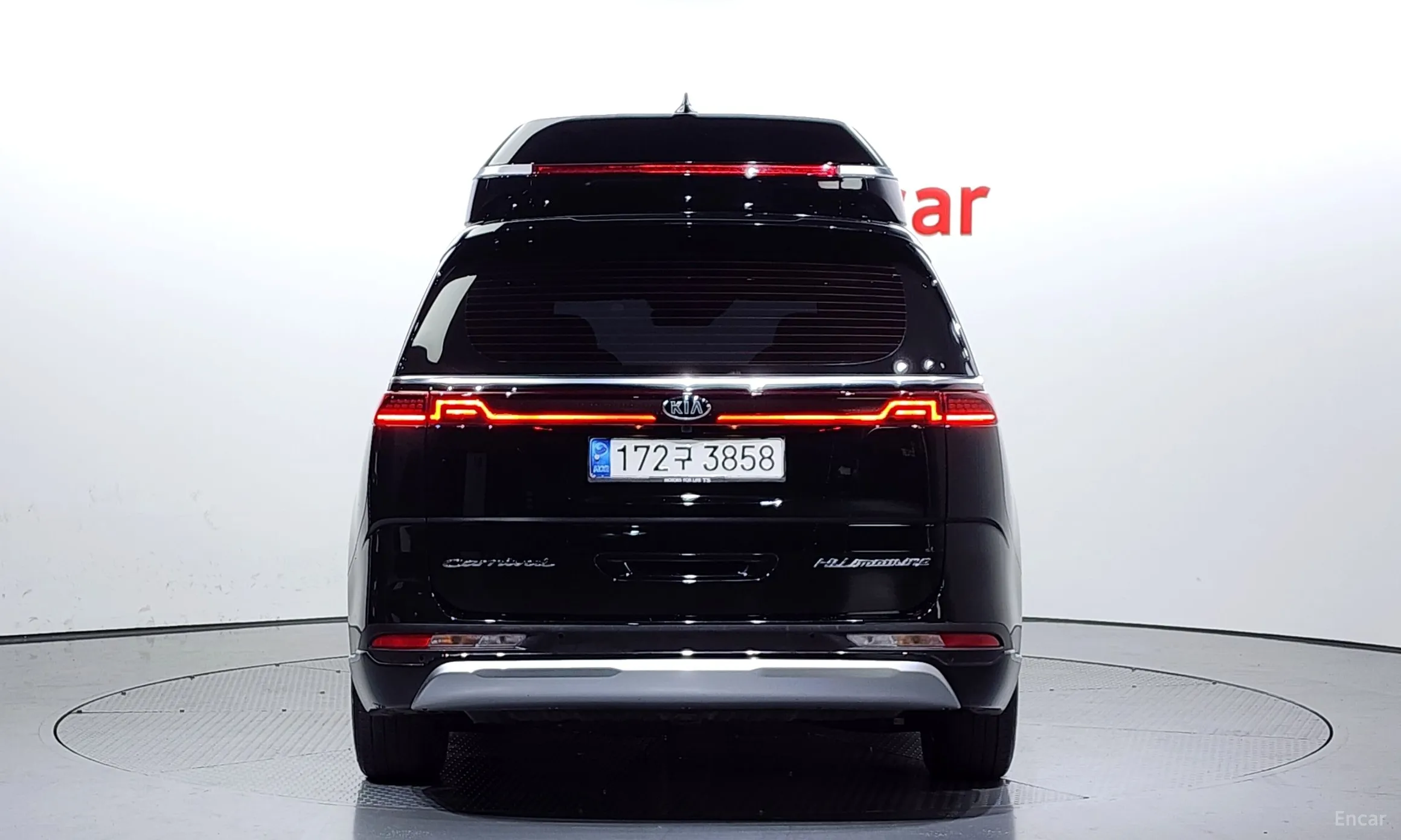 Kia Carnival Gen 4 превью 3