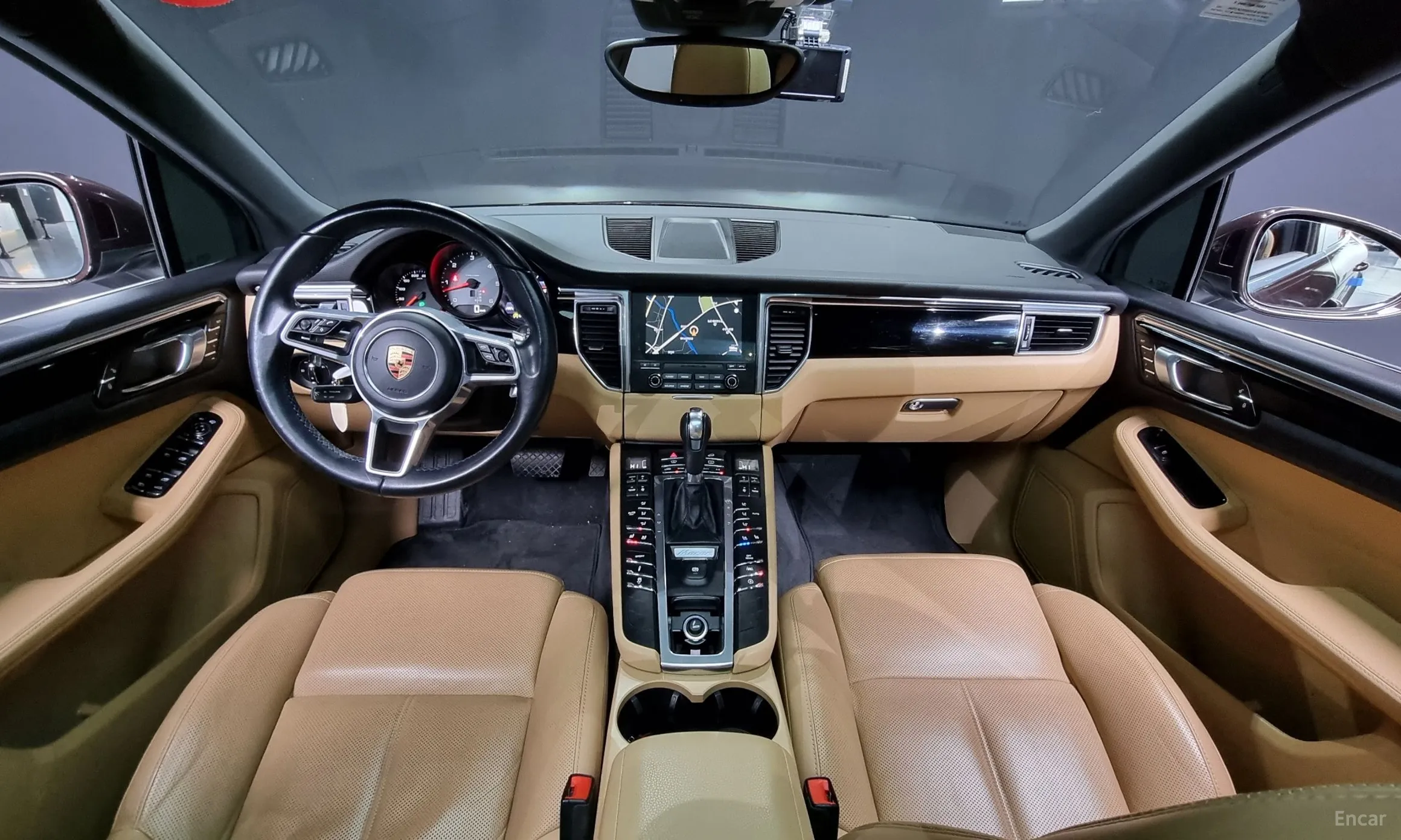 Porsche Macan превью 4