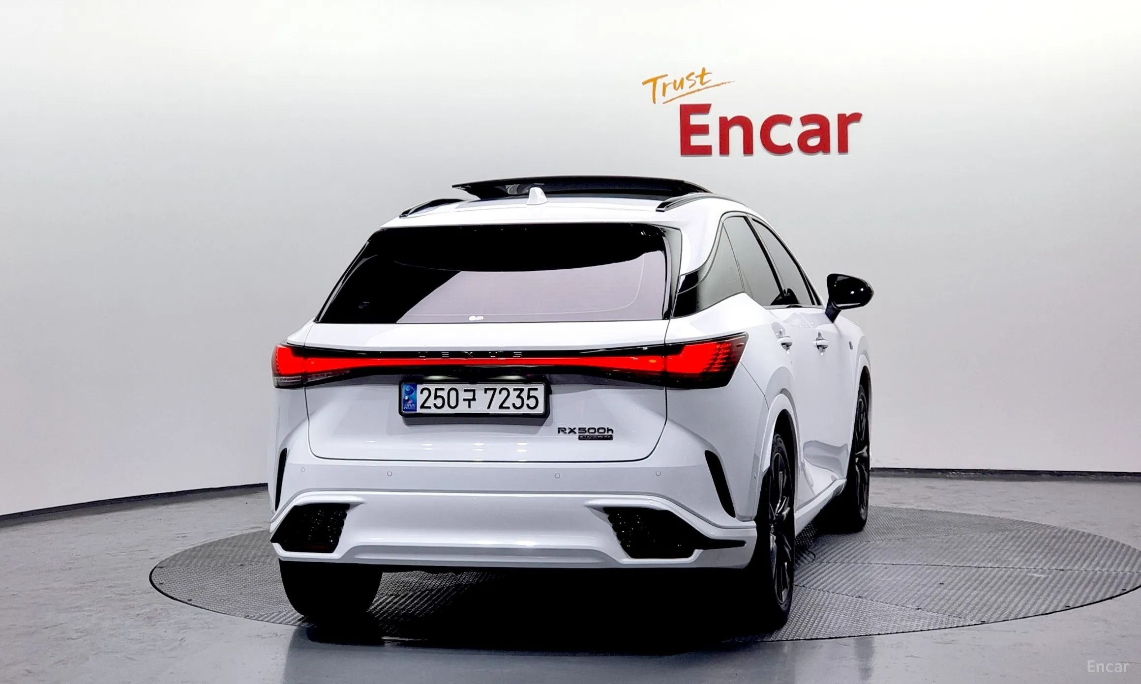 Lexus RX500h 5th Generation превью 4