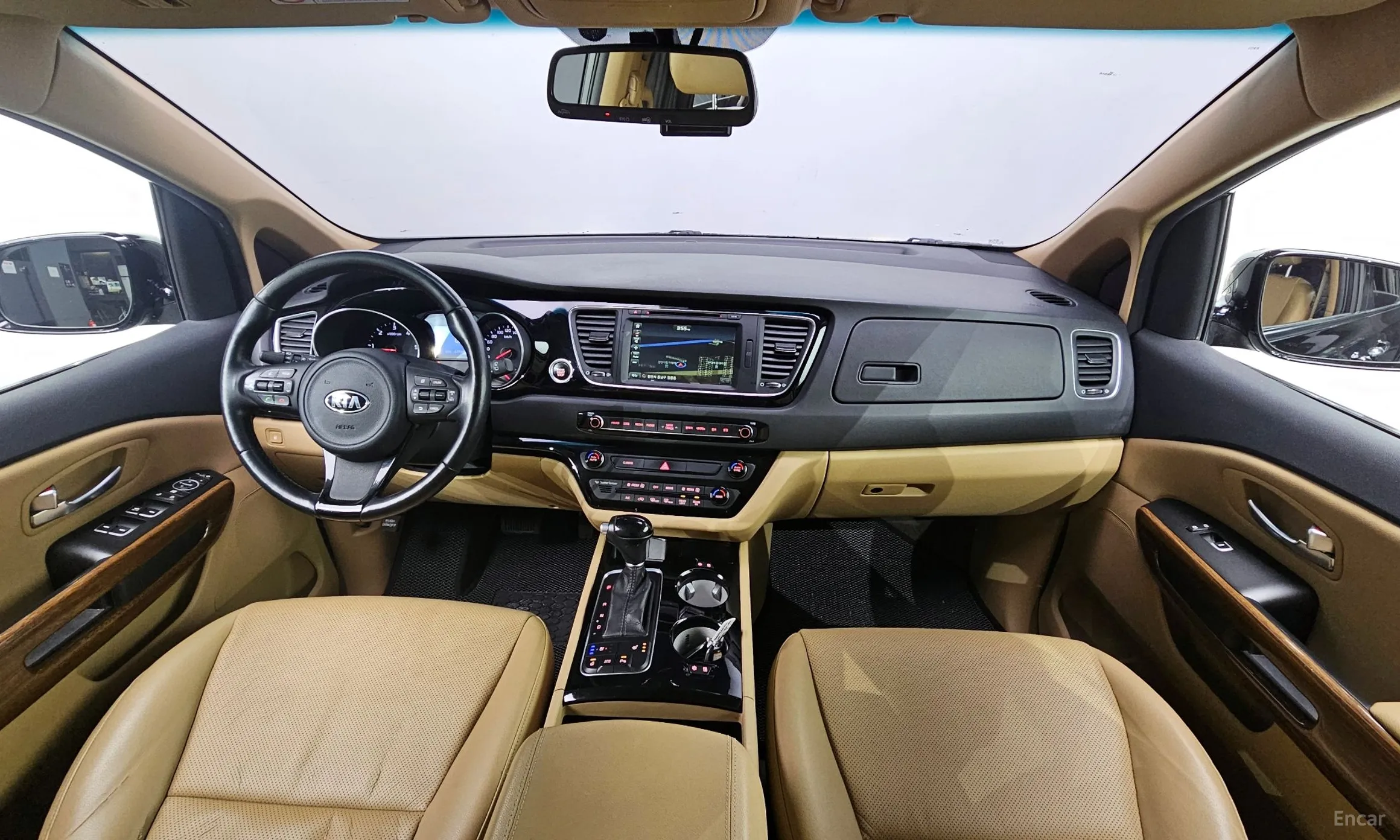 Kia Carnival превью 4