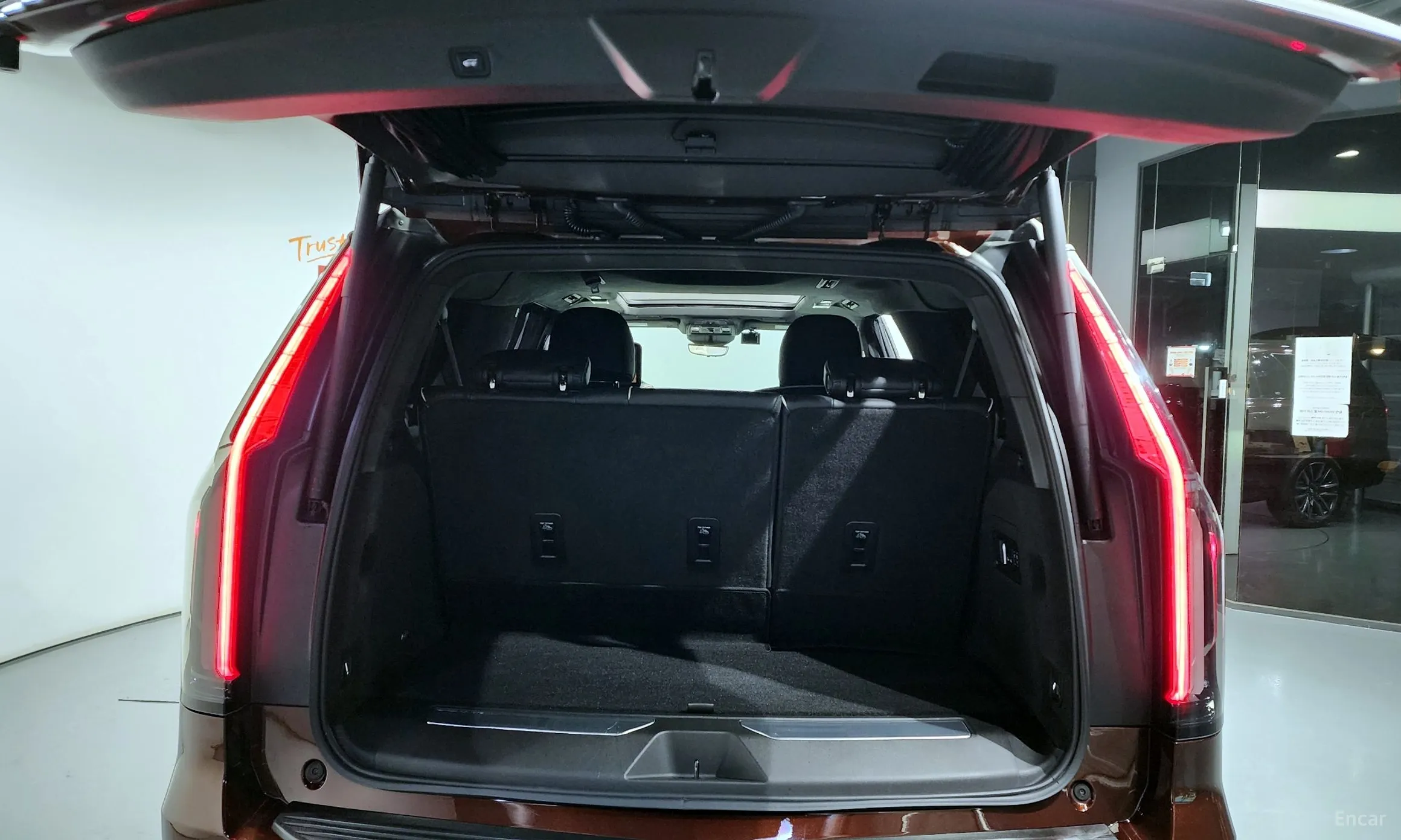 Cadillac Escalade 5th Generation превью 20