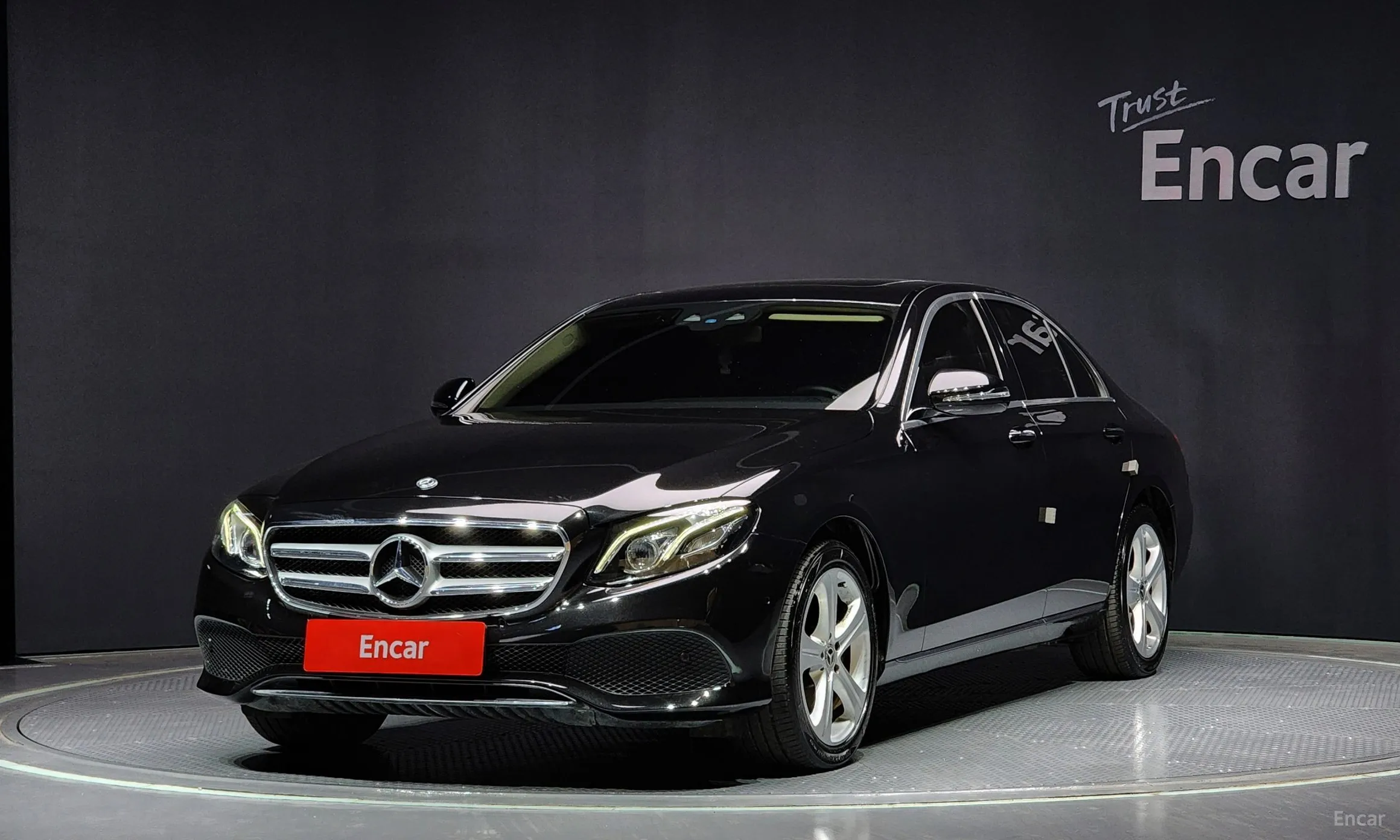 Mercedes Benz E-Class W213