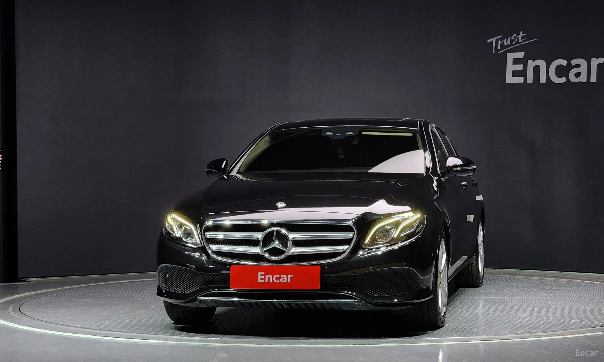 Mercedes Benz E-Class W213