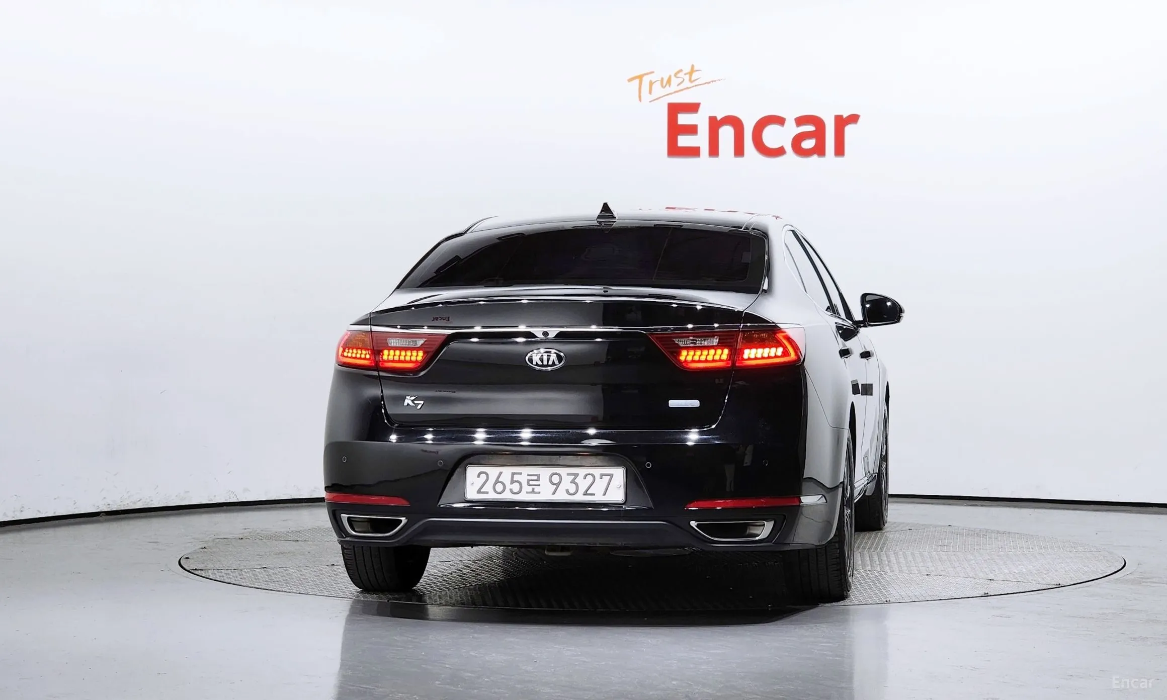 Kia K7 Hybrid превью 3