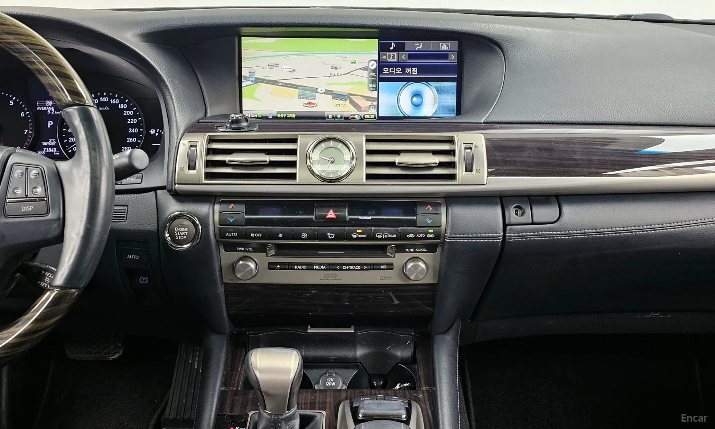 Lexus LS460 превью 14
