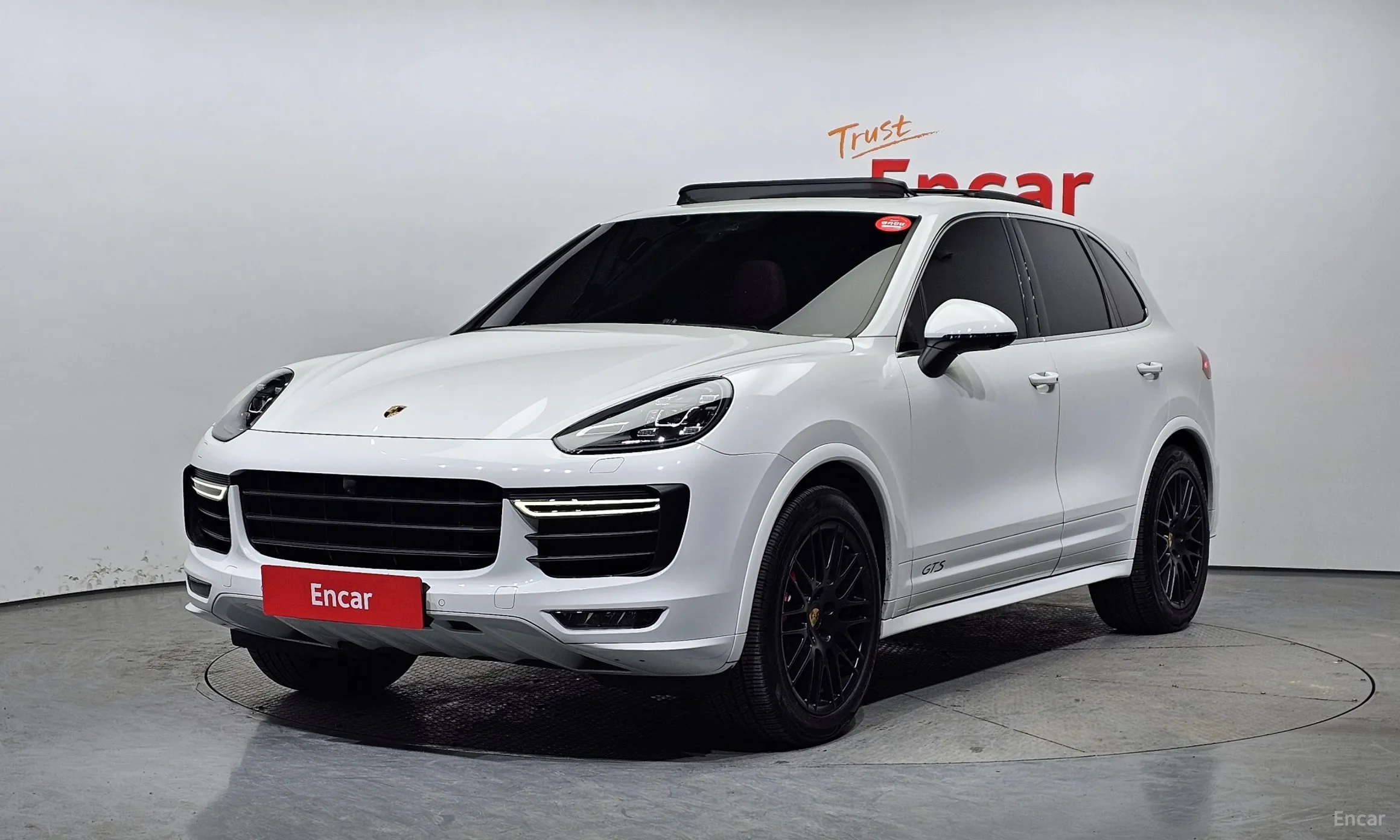 New Cayenne