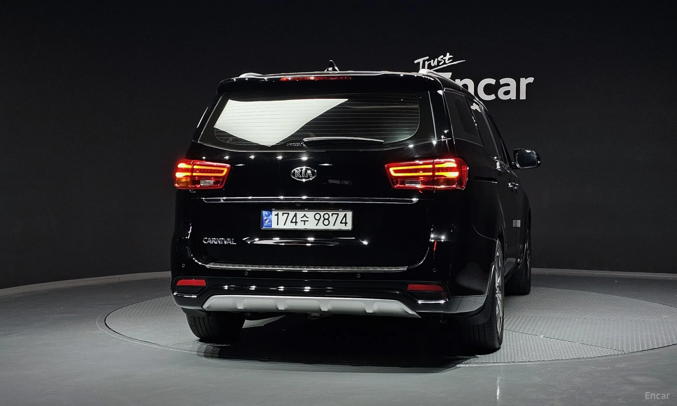 Kia Carnival превью 3