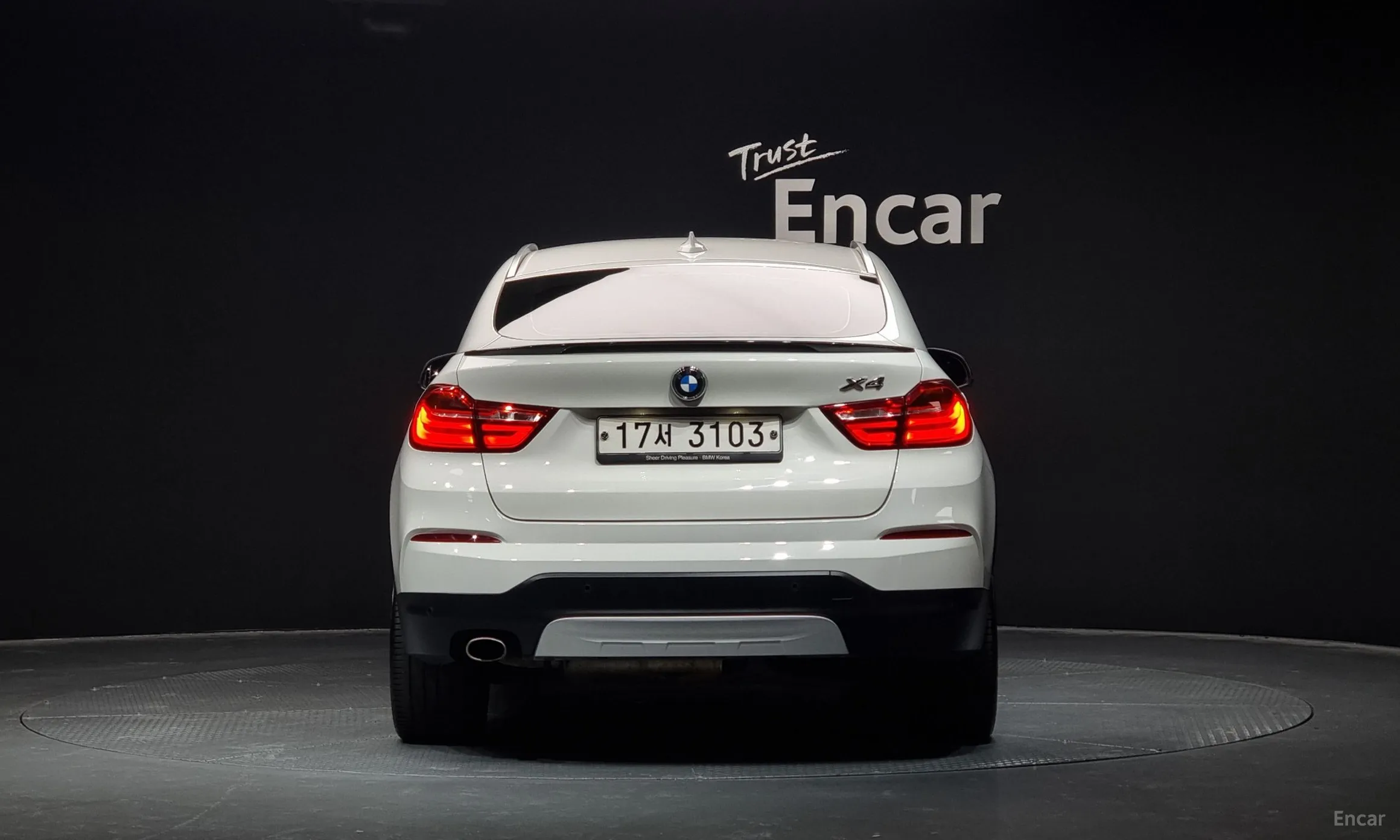 BMW X4 (F26) превью 3