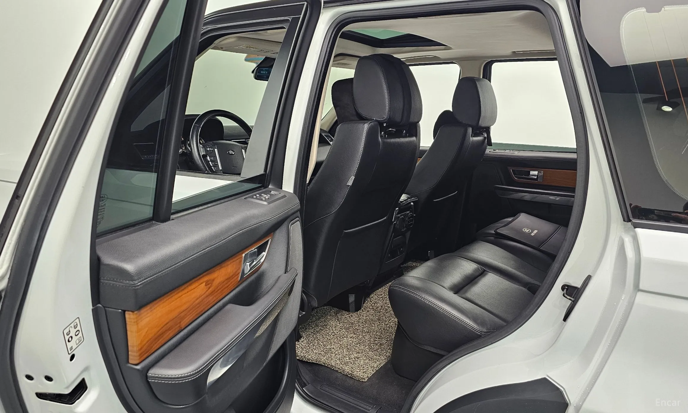 Land Rover Range Rover Sport превью 12