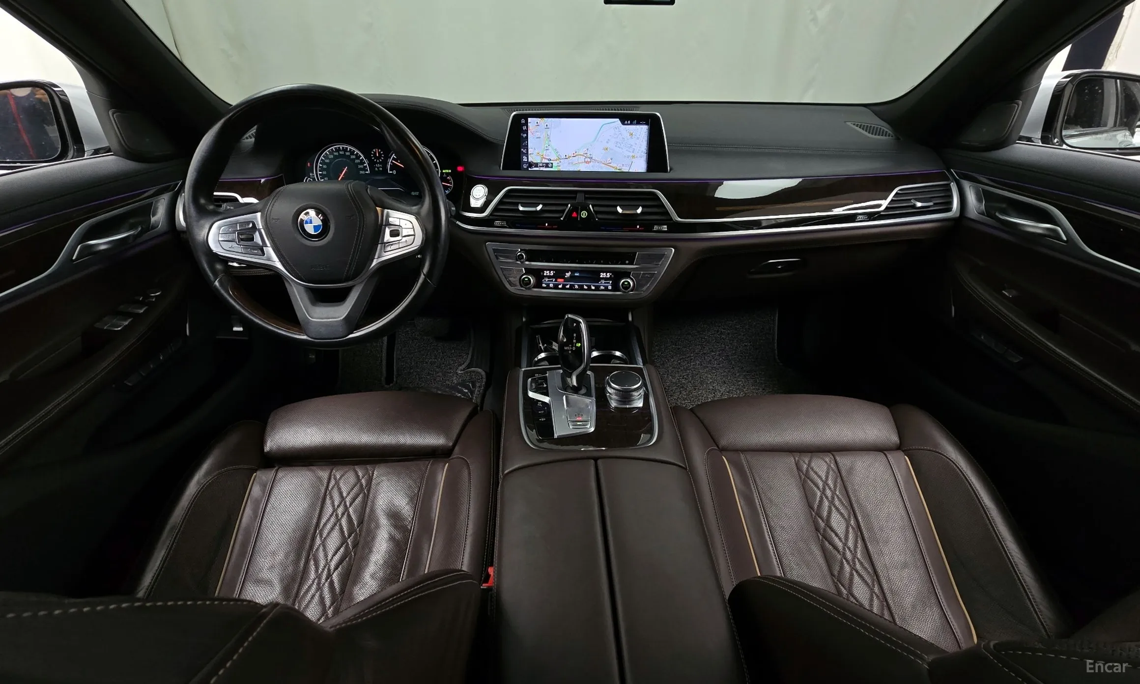 BMW 7 Series (G11) превью 4