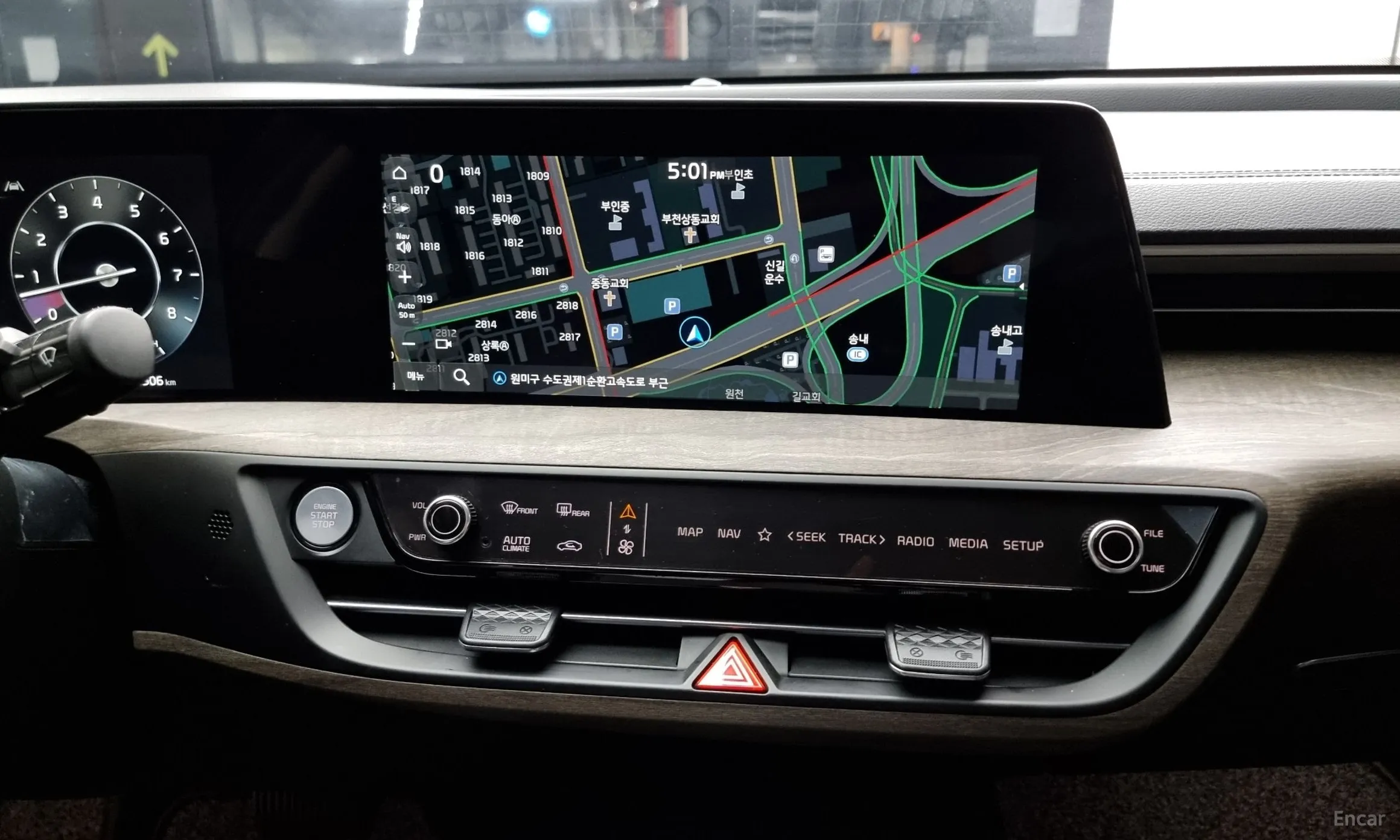 Kia K8 превью 14