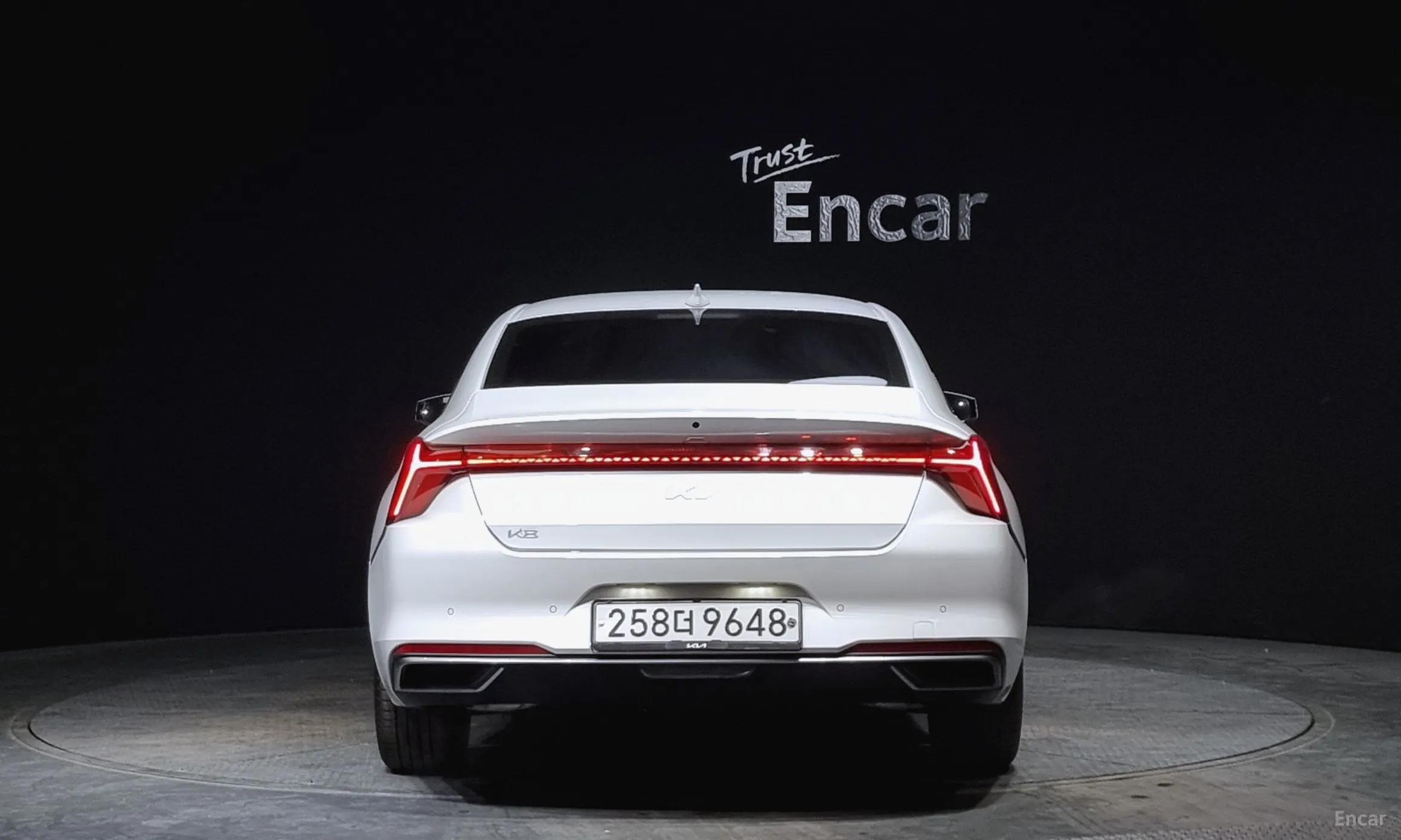 Kia K8 превью 4