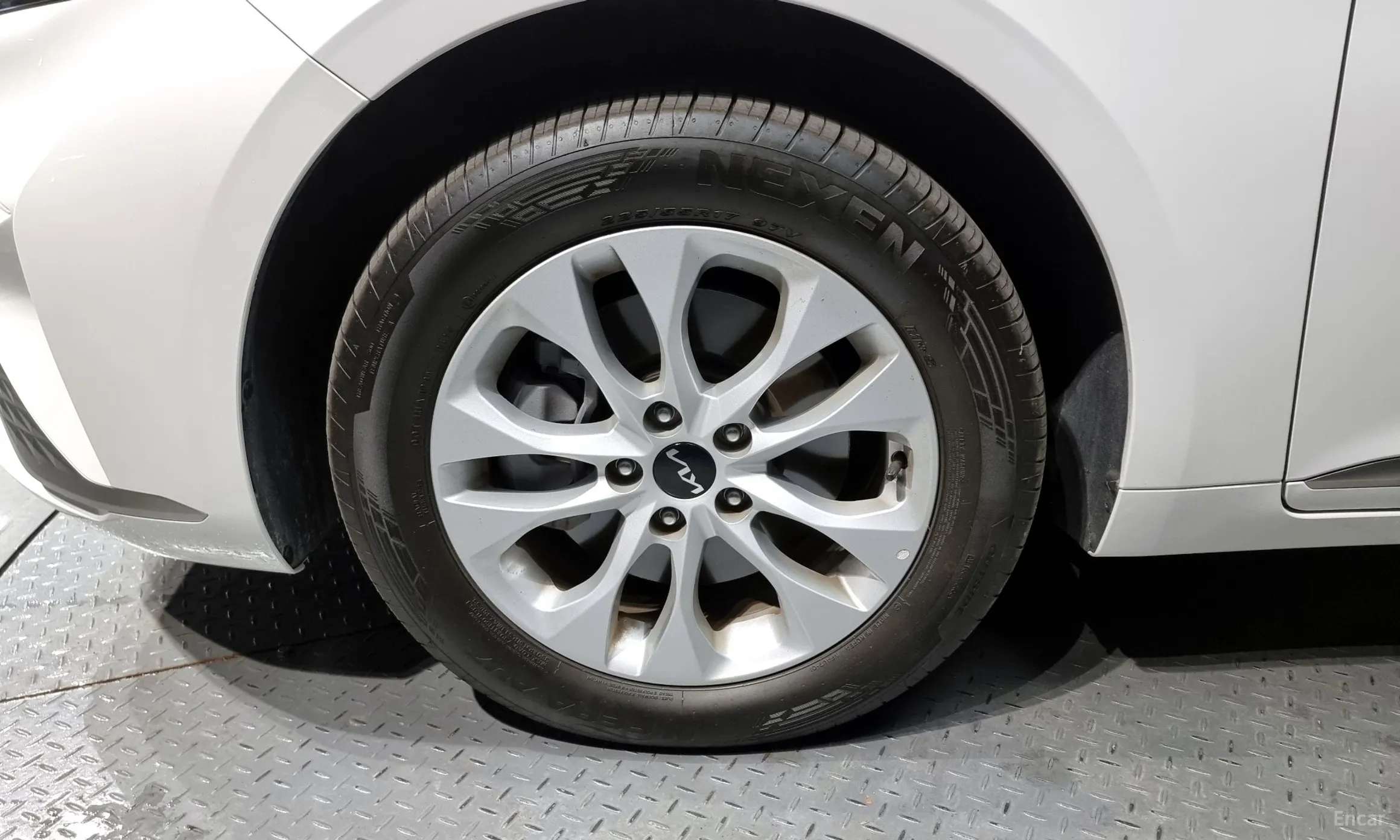 Kia K8 превью 5