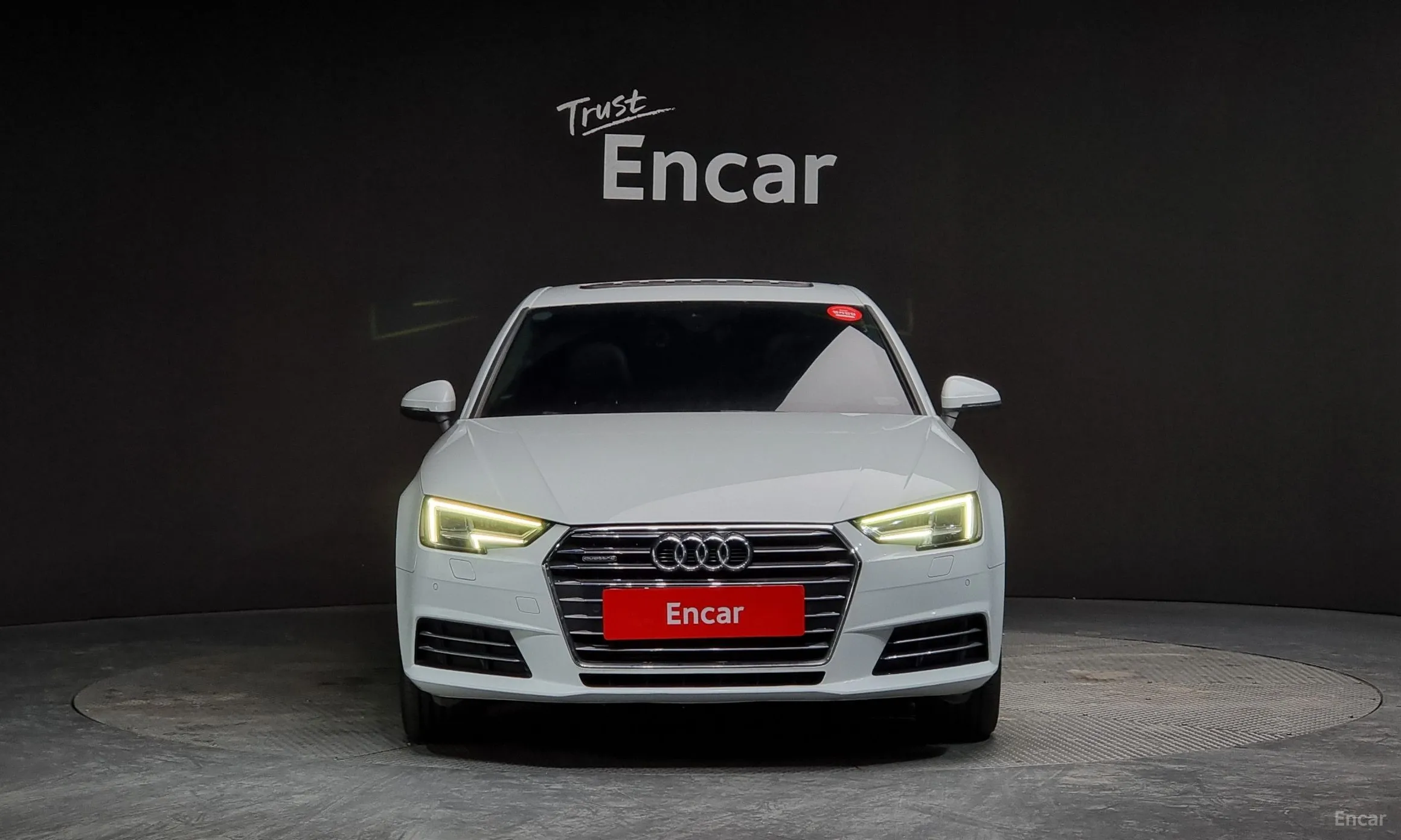 Audi A4 (B9) превью 2