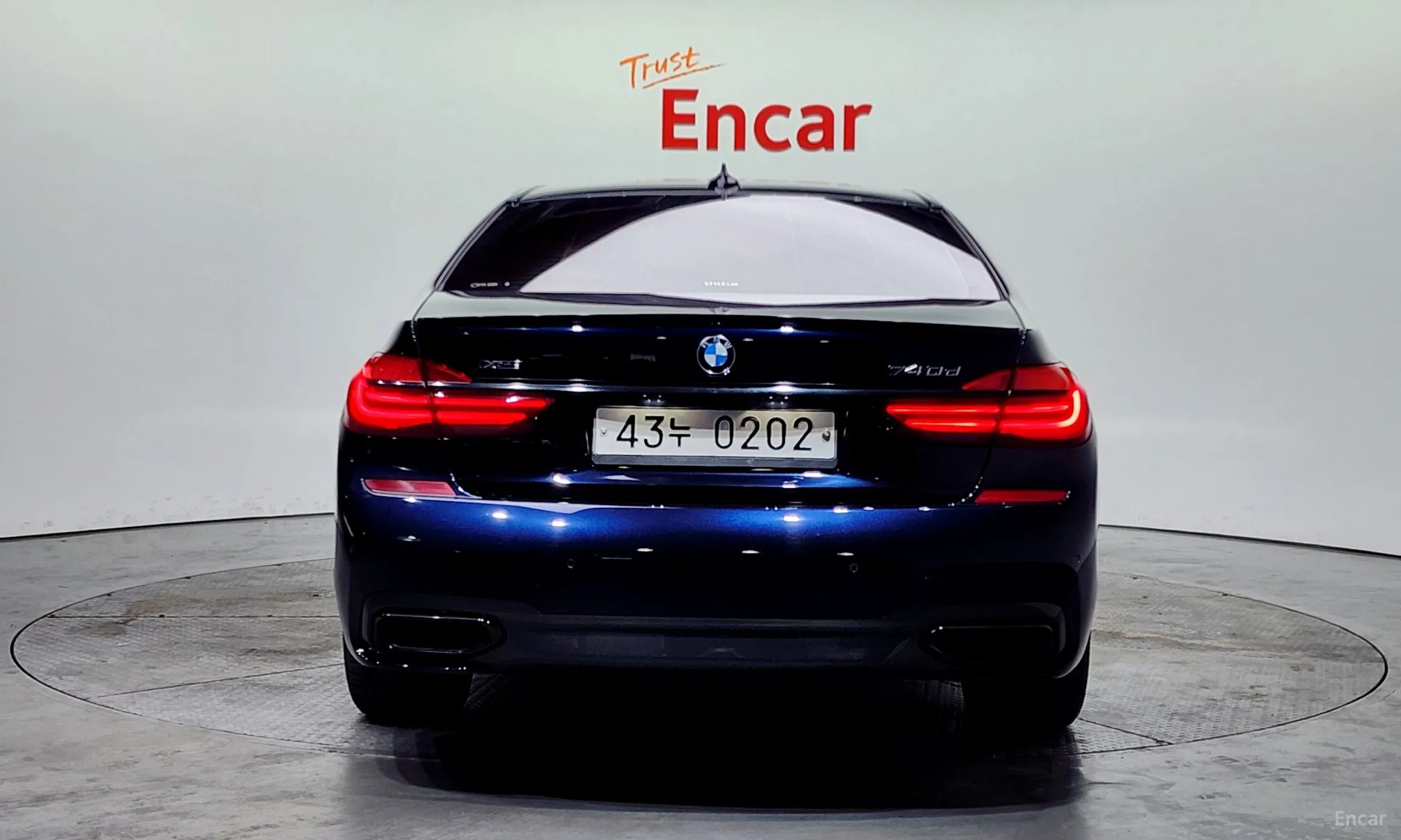 BMW 7 Series (G11) превью 3