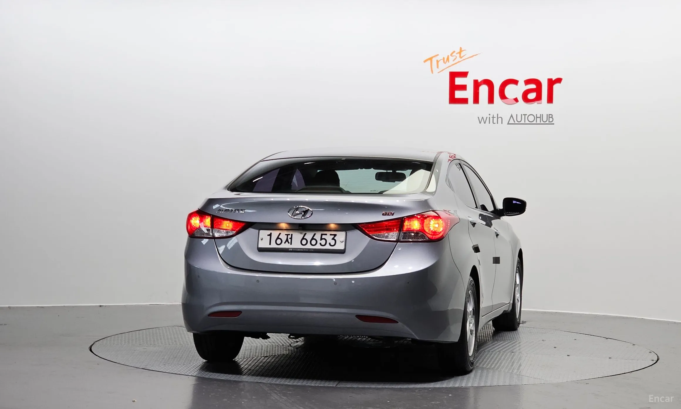 Hyundai Avante MD превью 3