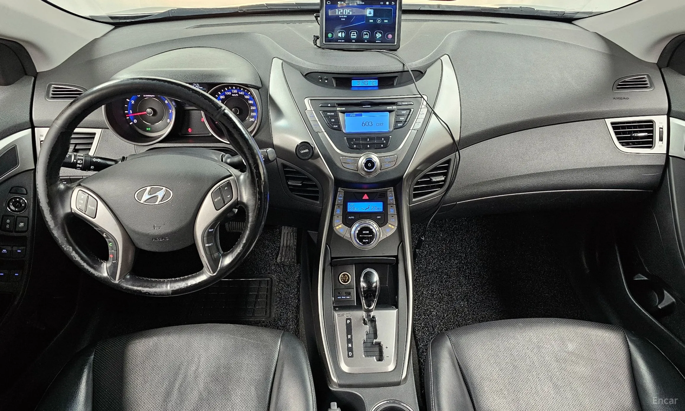 Hyundai Avante MD превью 4