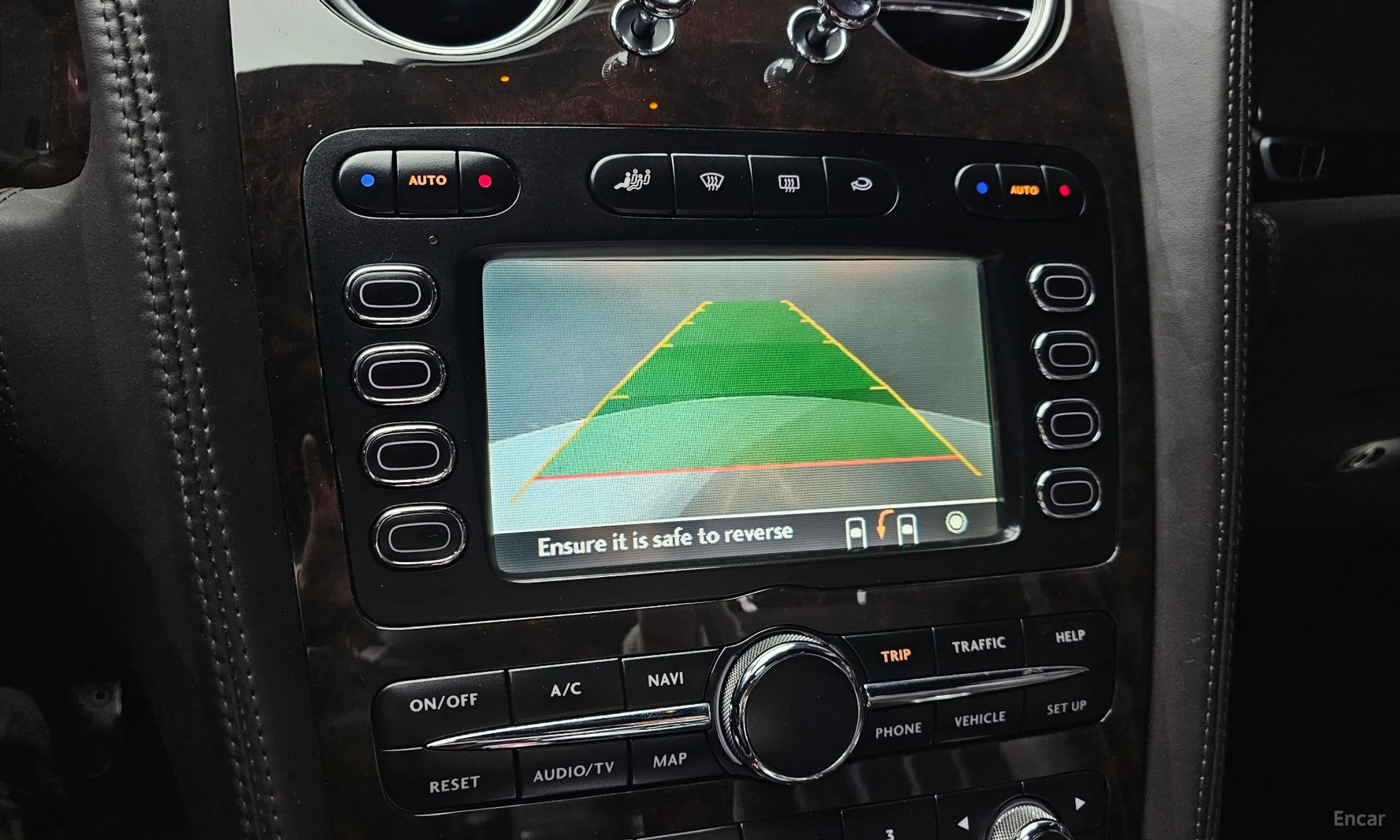 Bentley Flying Spur Gen 1 превью 15