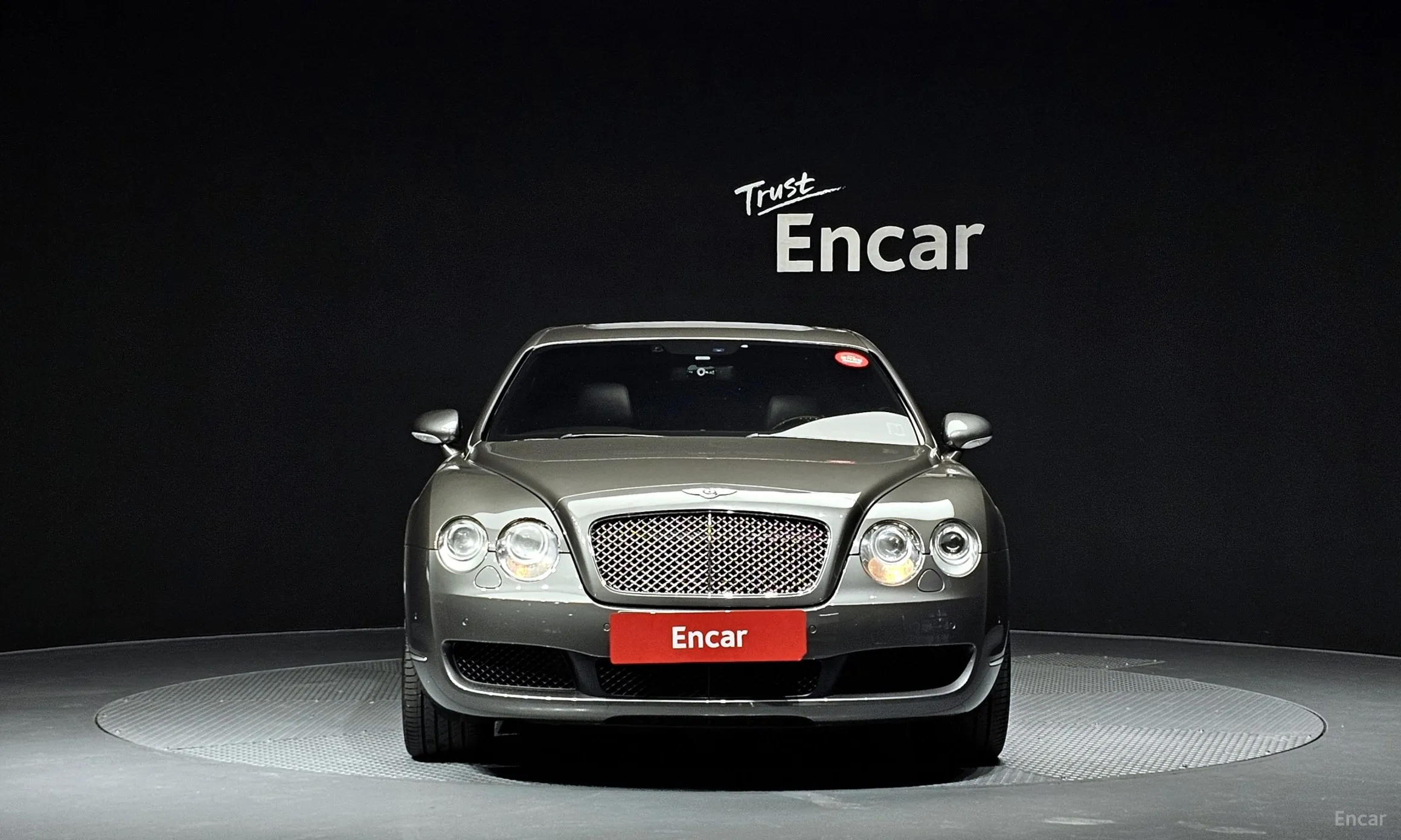 Bentley Flying Spur Gen 1 превью 3
