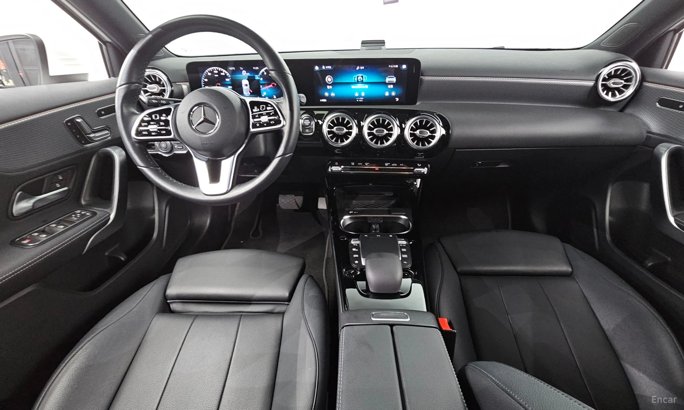 Mercedes Benz A-Class W177 превью 4