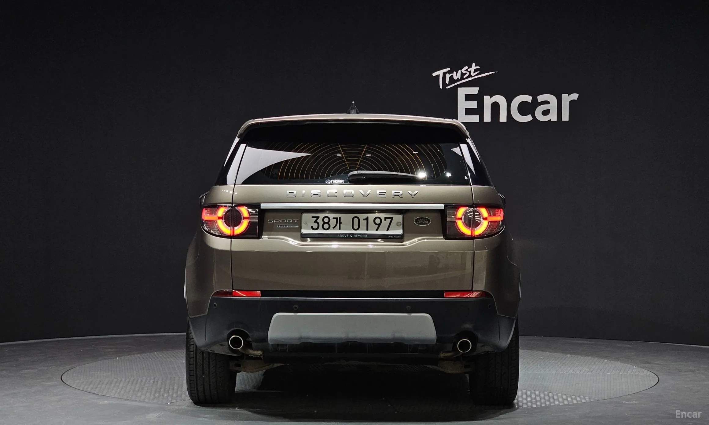 Land Rover Discovery Sports превью 3