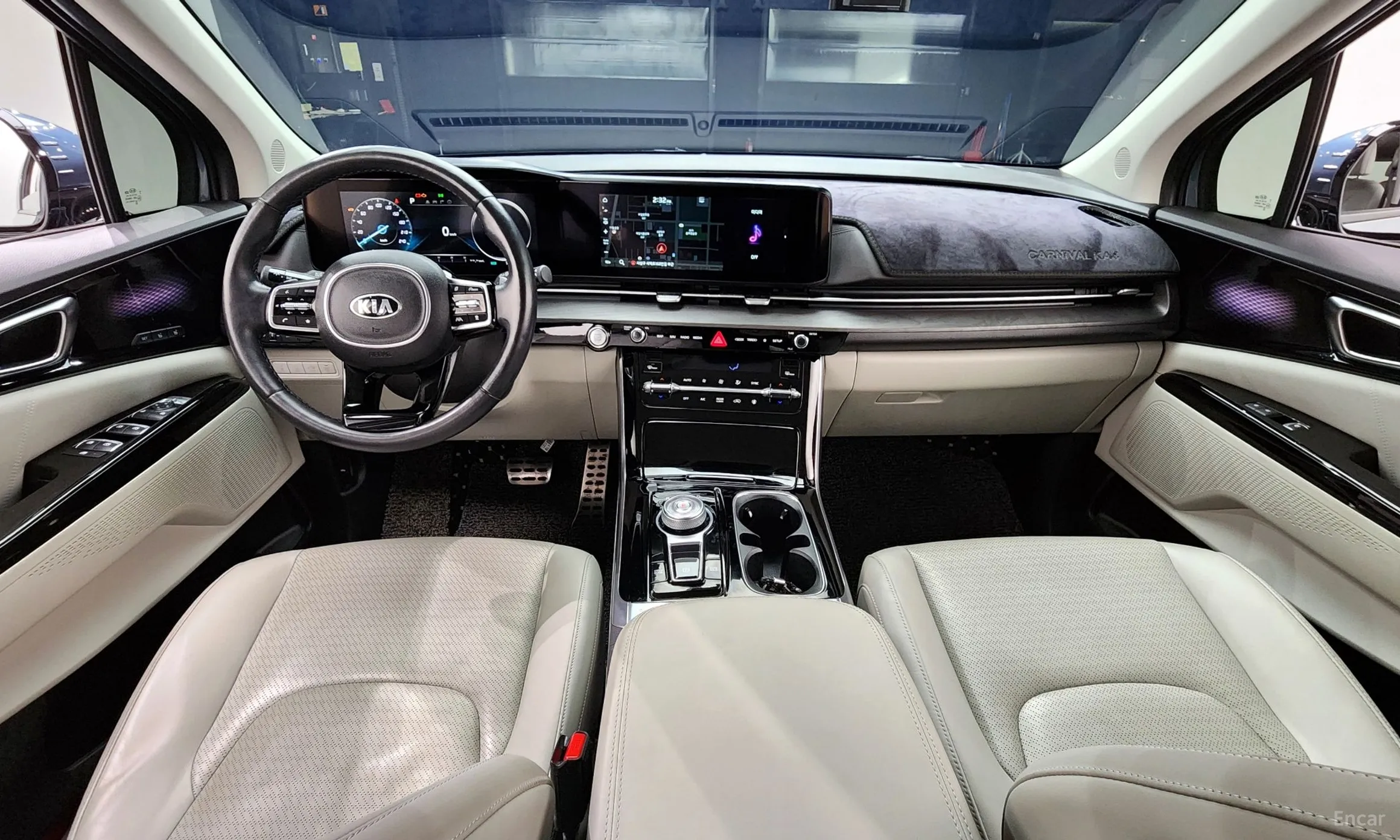 Kia Carnival Gen 4 превью 4