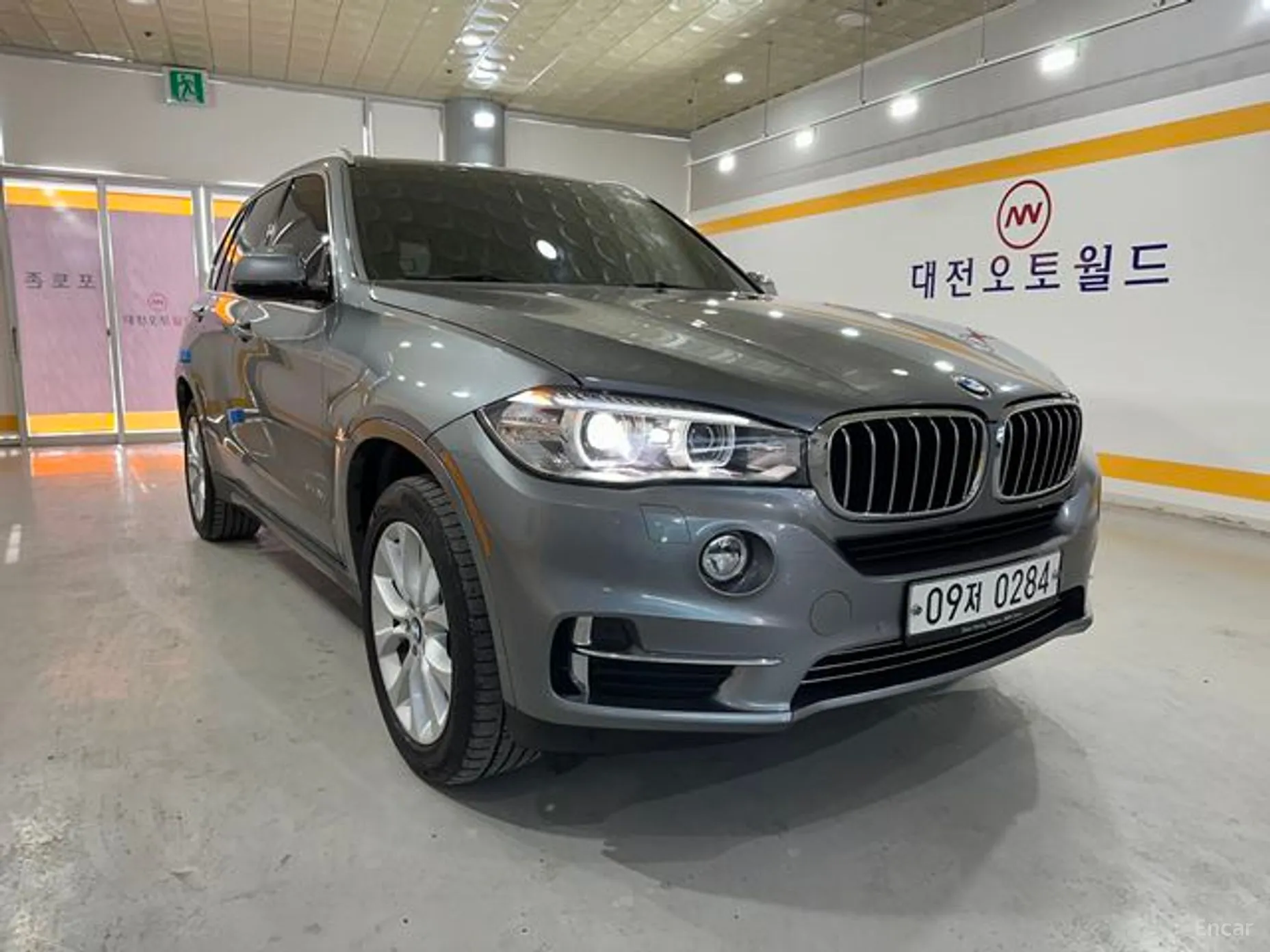 BMW X5 (F15) превью 4