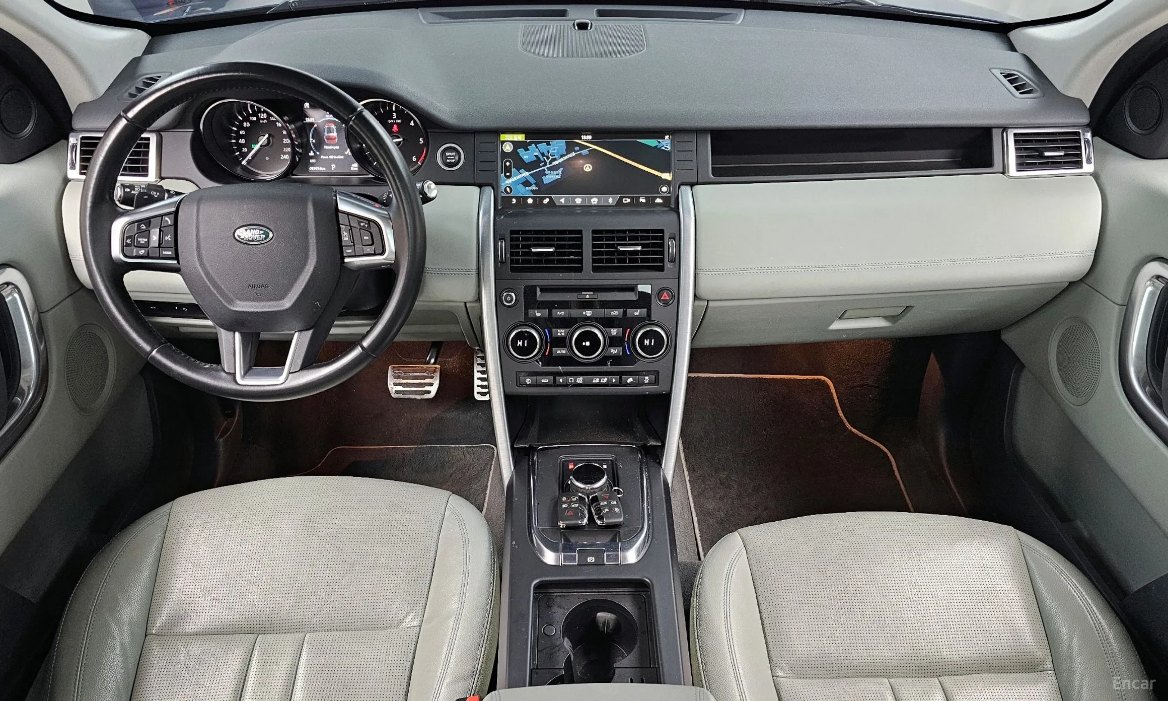 Land Rover Discovery Sports превью 4