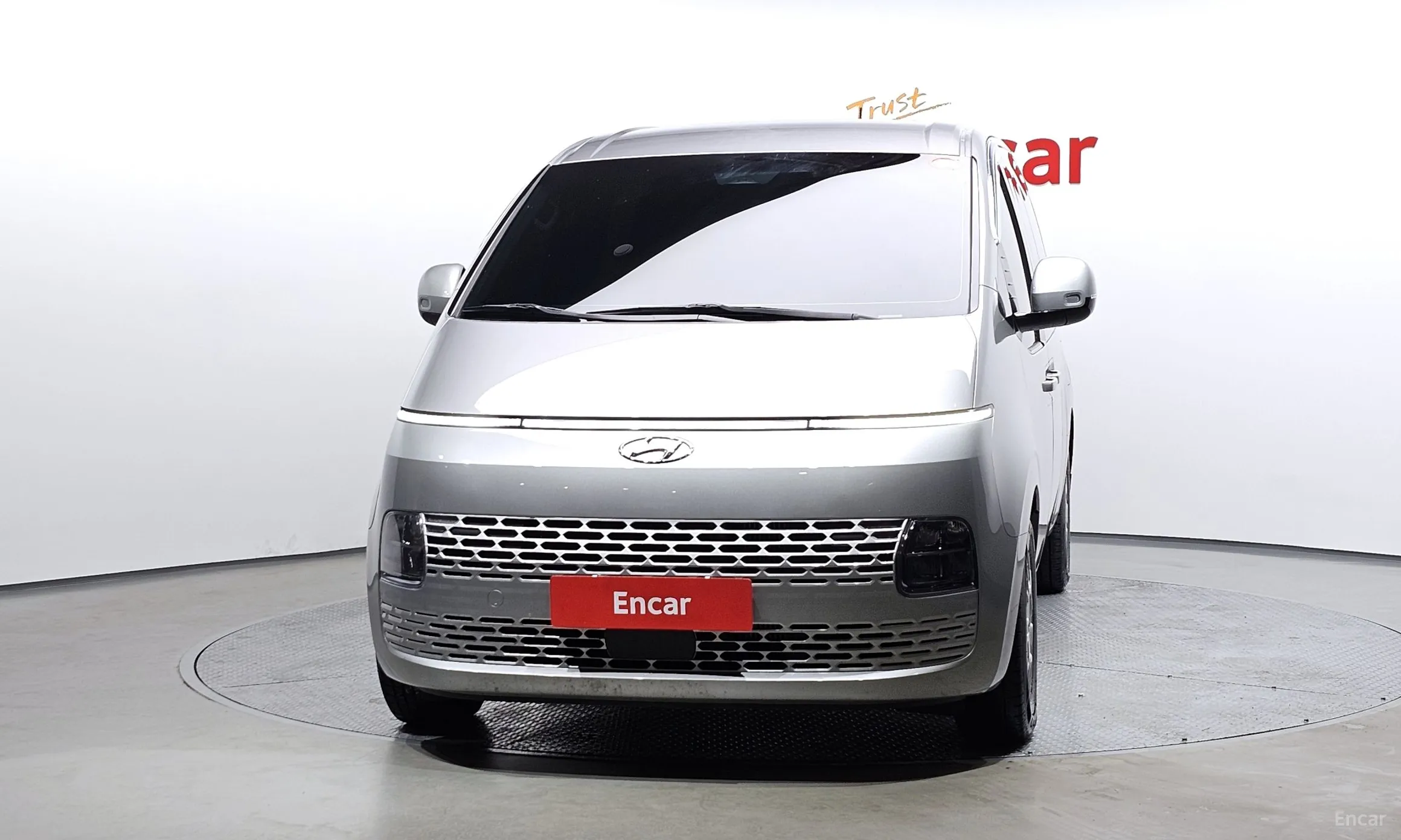 Hyundai Staria превью 2
