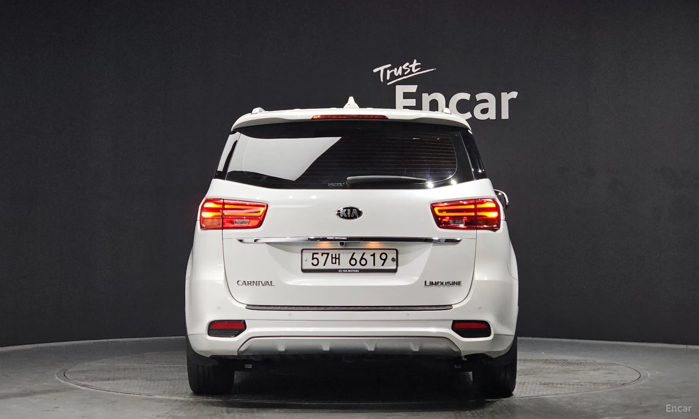 Kia Carnival превью 3
