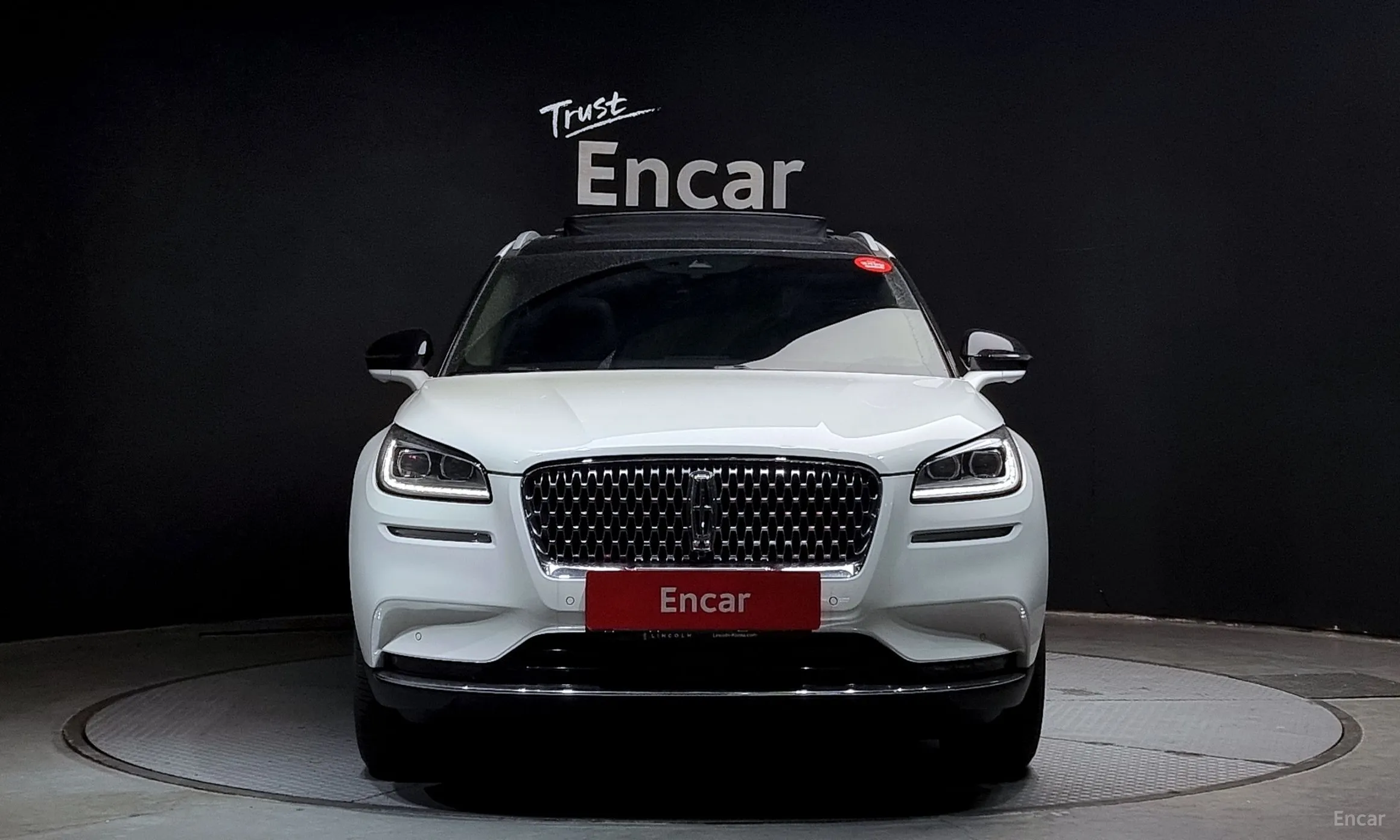 Lincoln Corsair превью 3