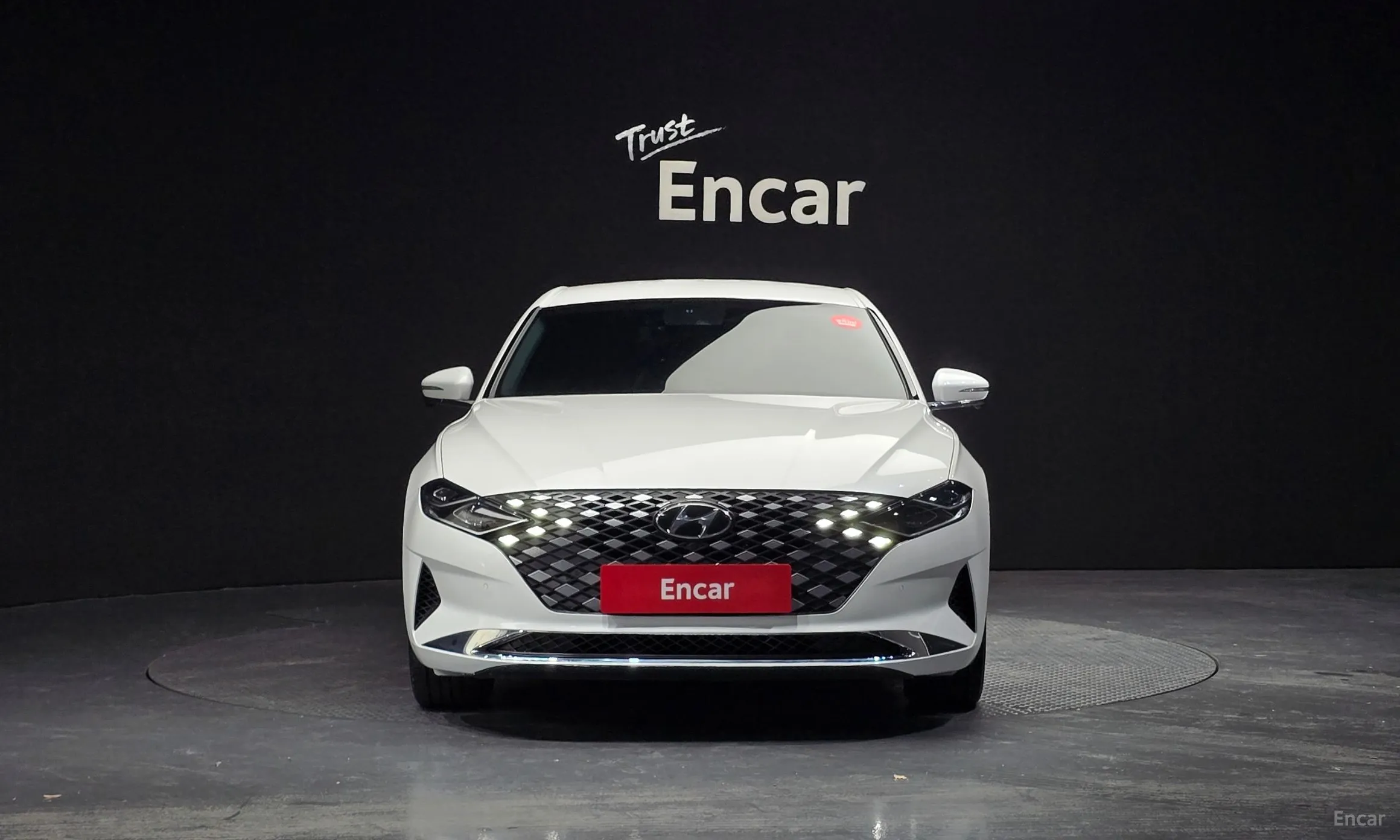 Hyundai Grandeur IG превью 2