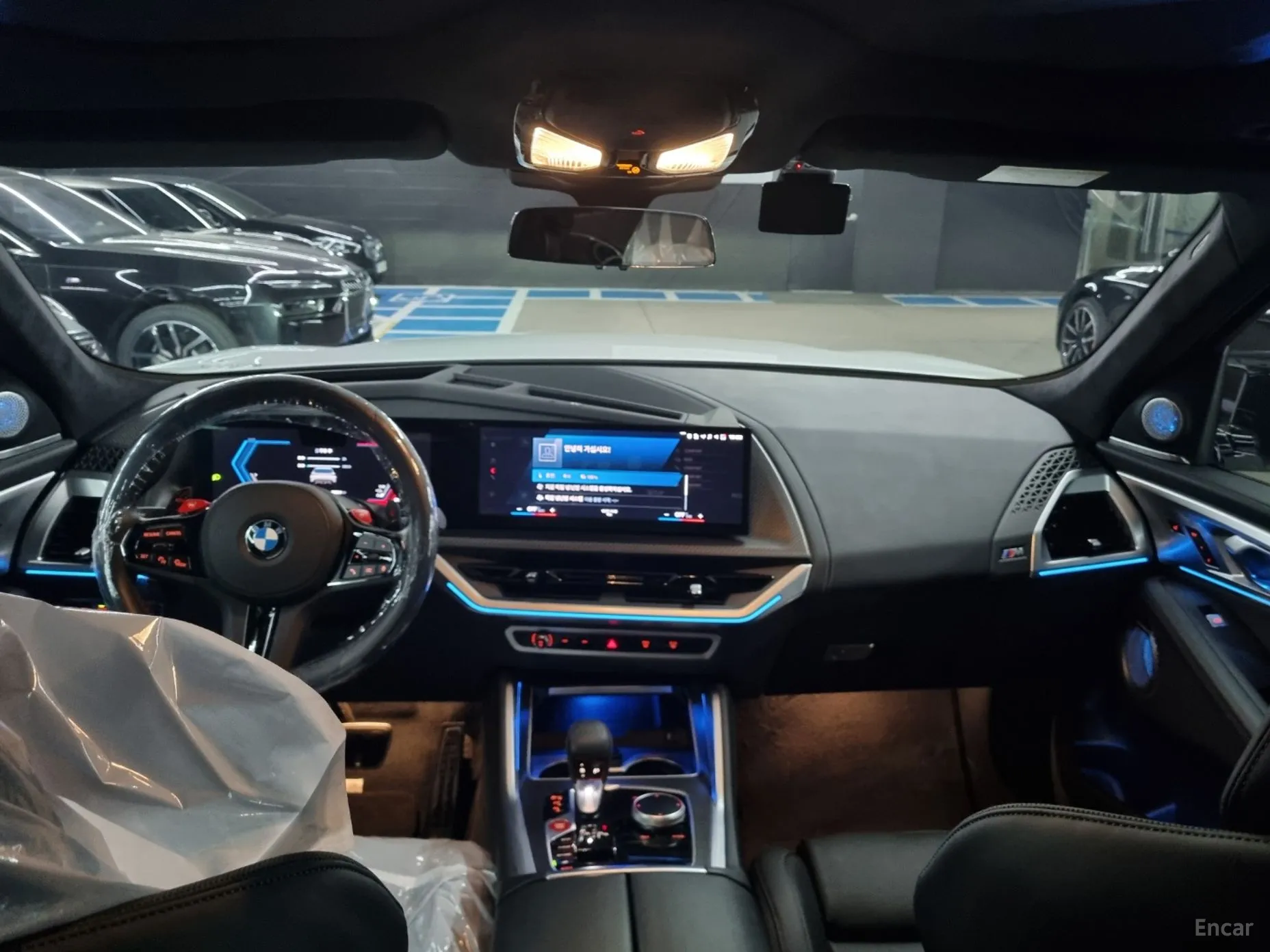BMW XM (G09) превью 4