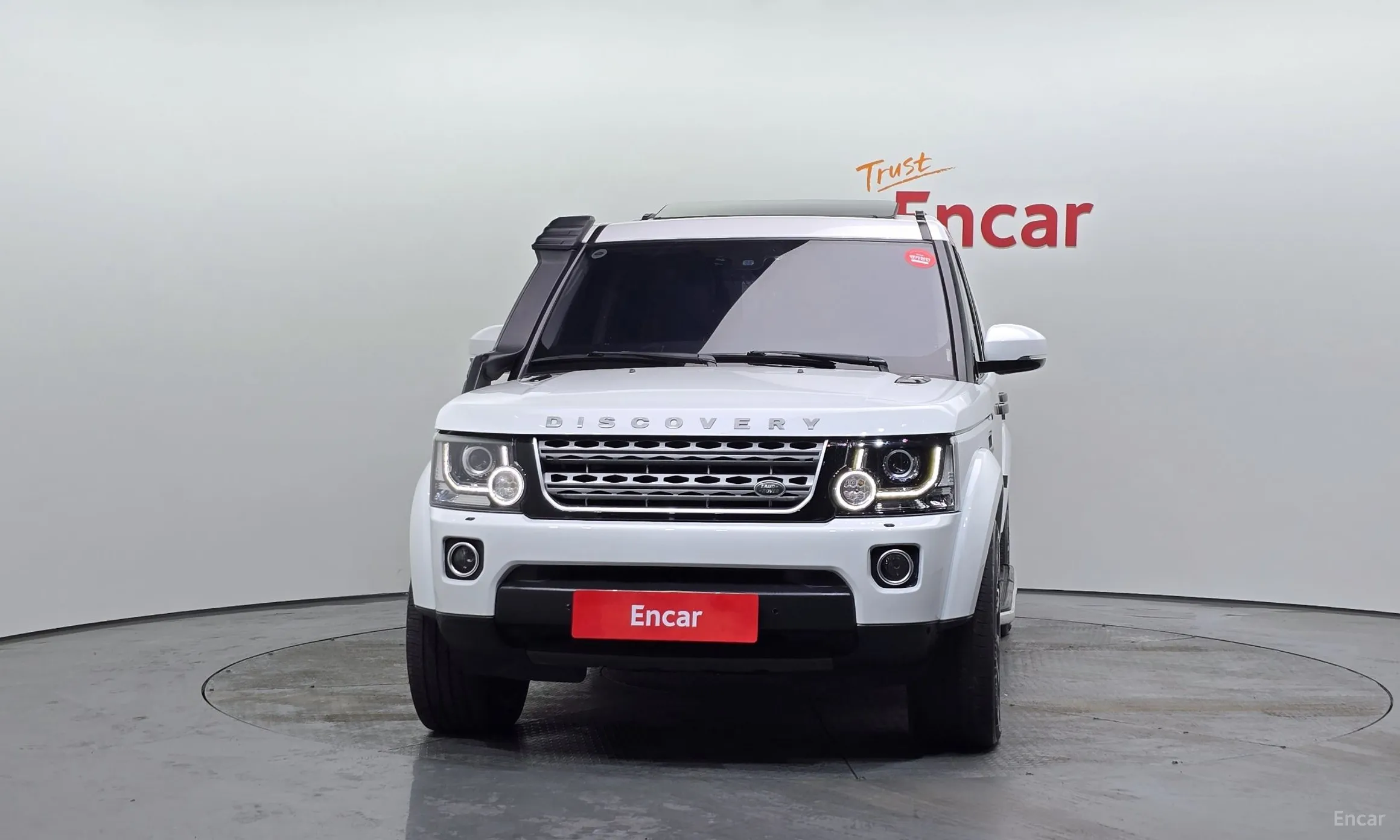Land Rover Discovery 4