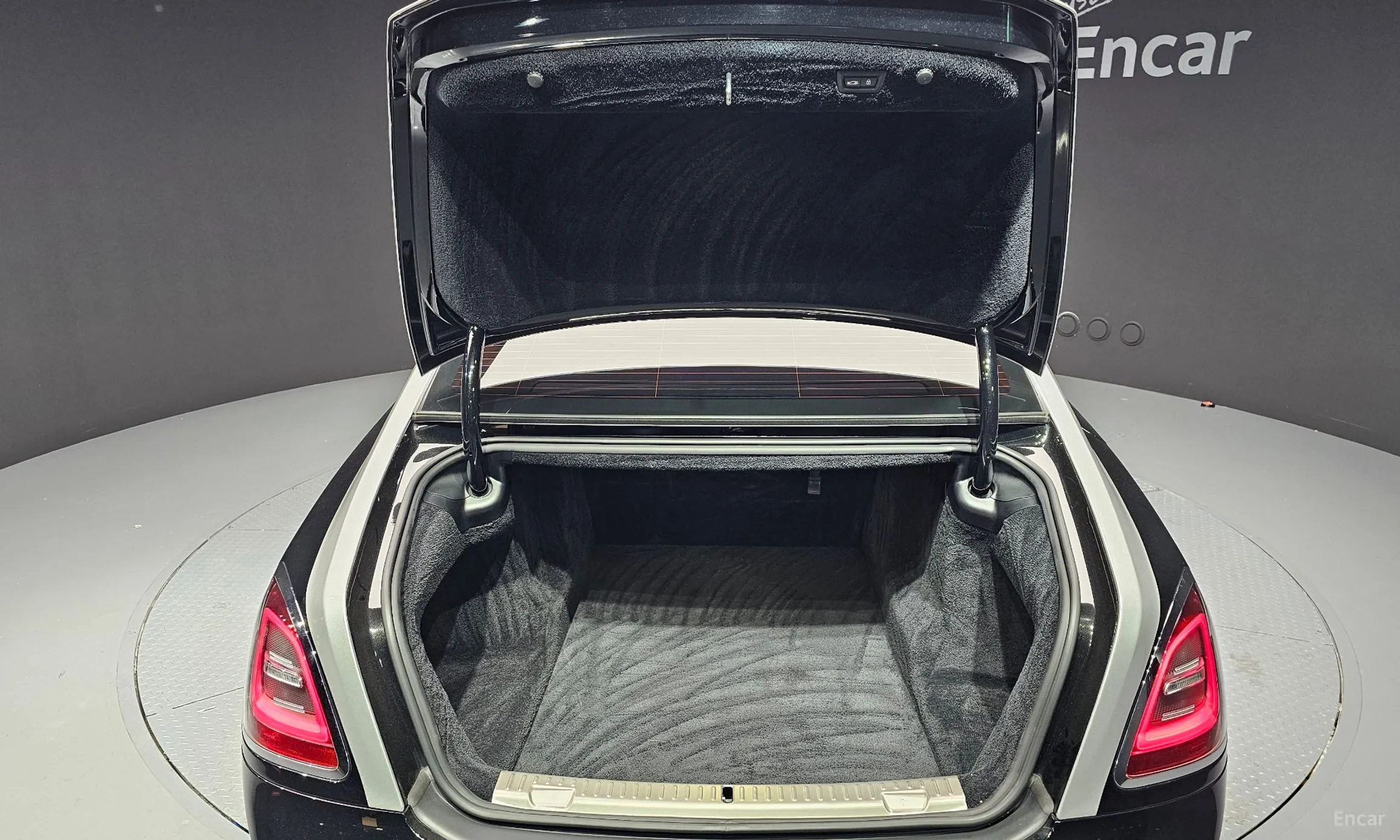Rolls-Royce Ghost 2nd Generation превью 20