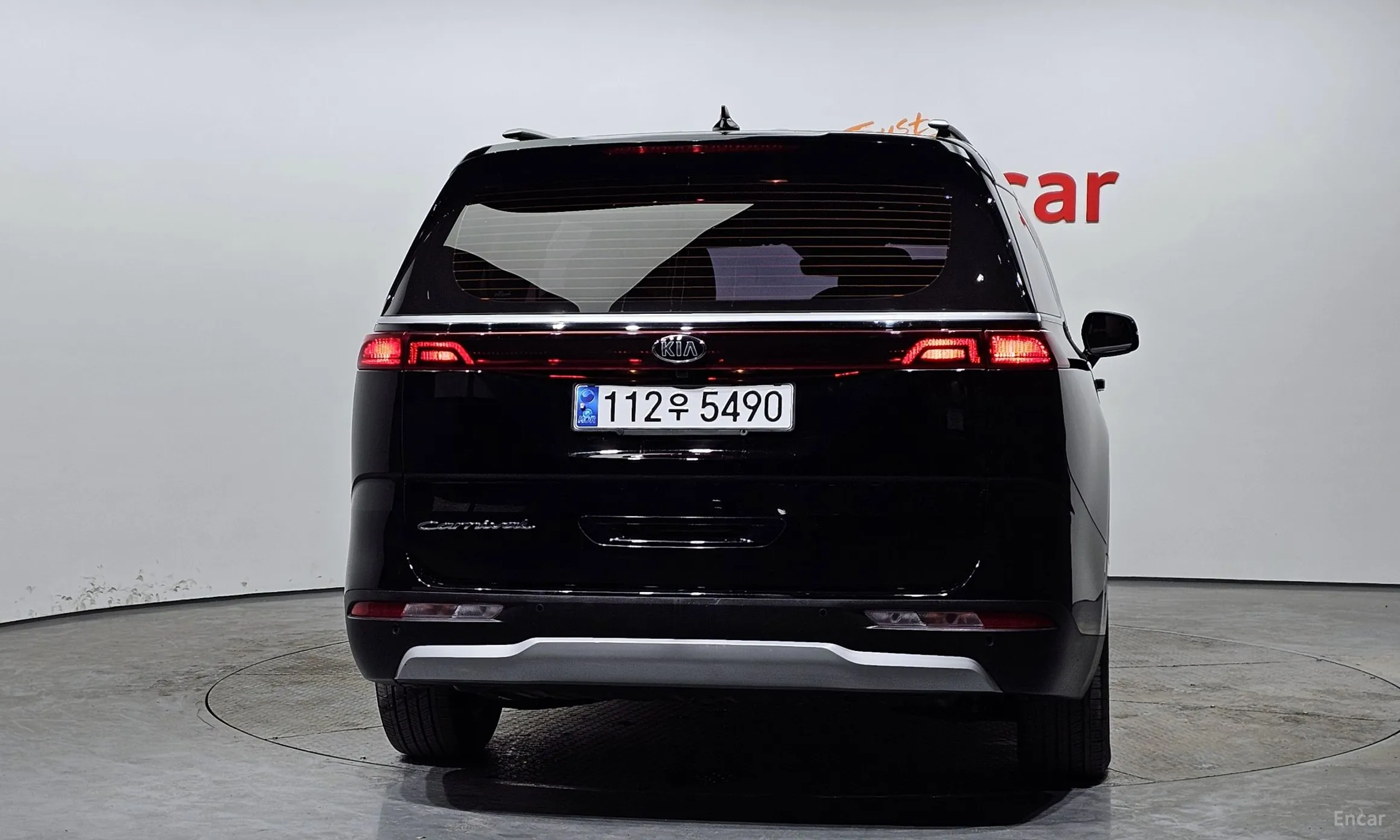 Kia Carnival Gen 4 превью 3