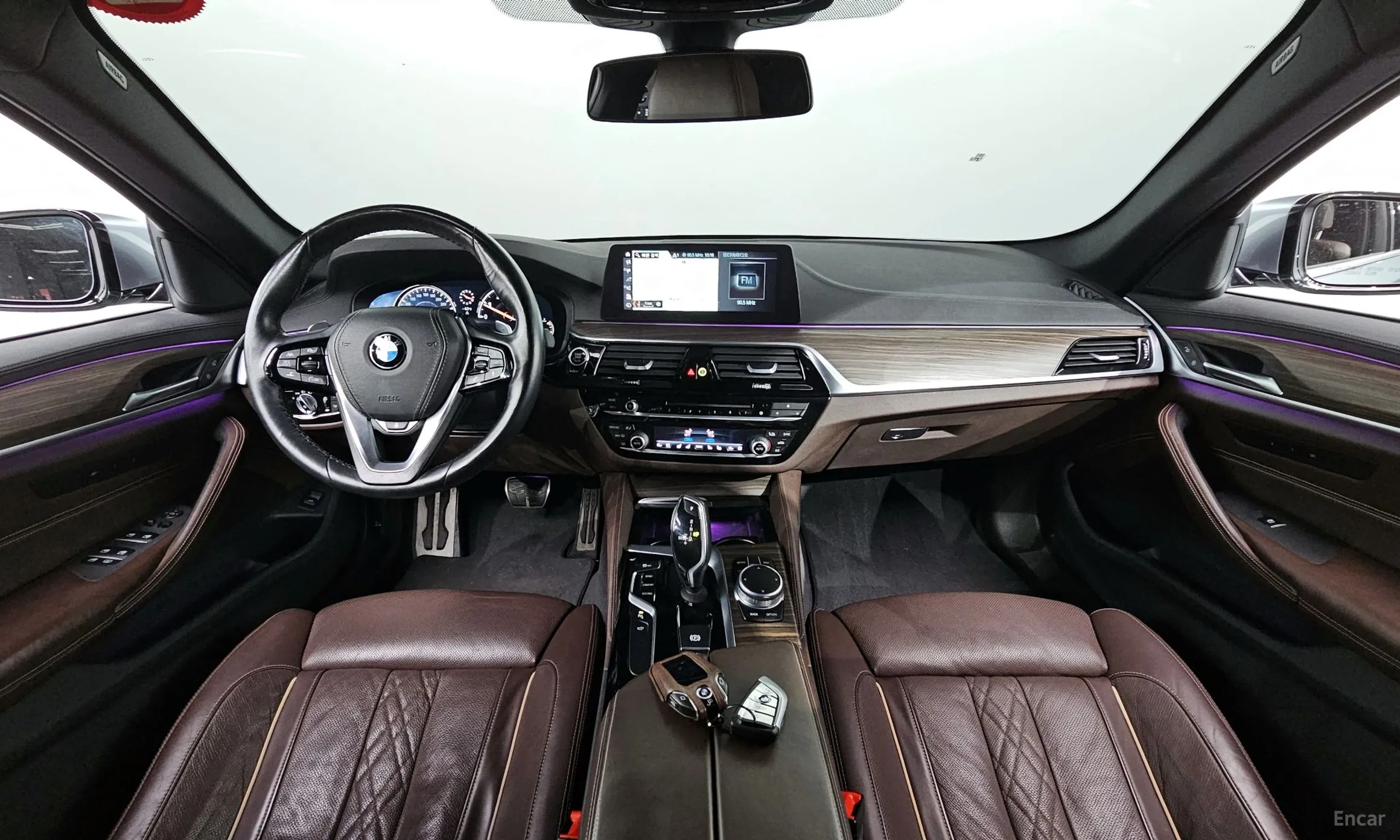 BMW 5 Series (G30) превью 4
