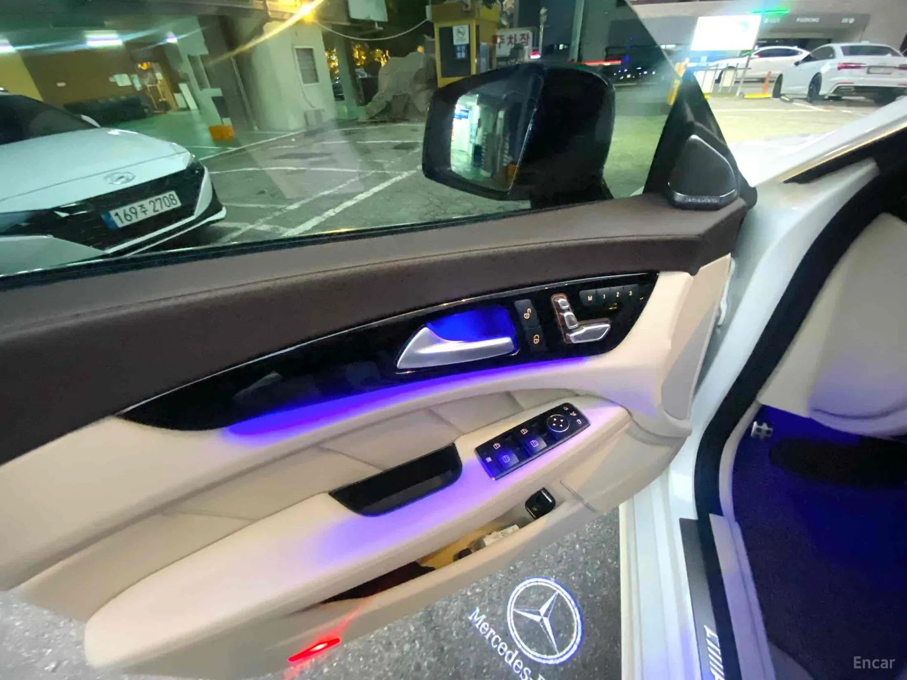 Mercedes Benz CLS-Class W218 превью 4