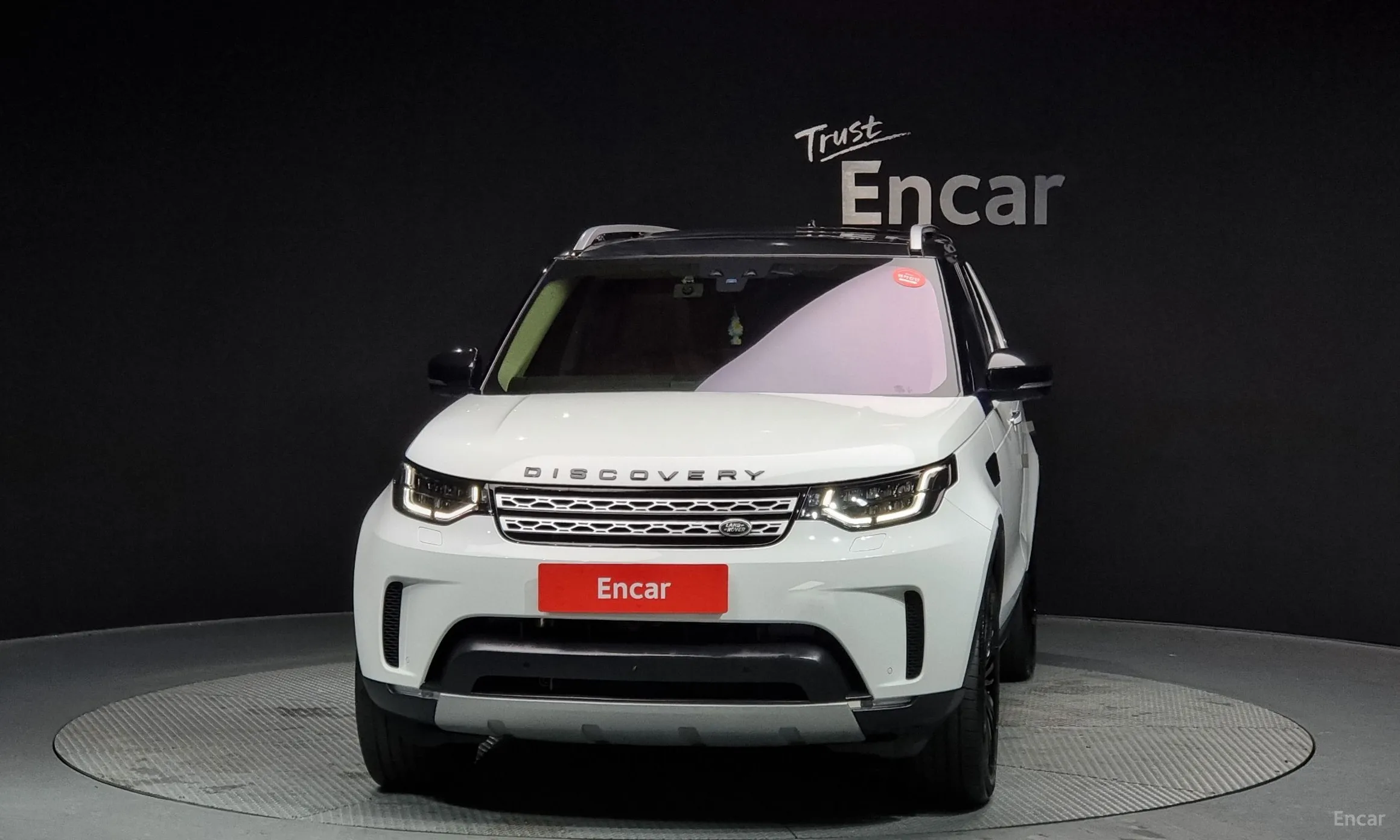 Land Rover Discovery 5 превью 2