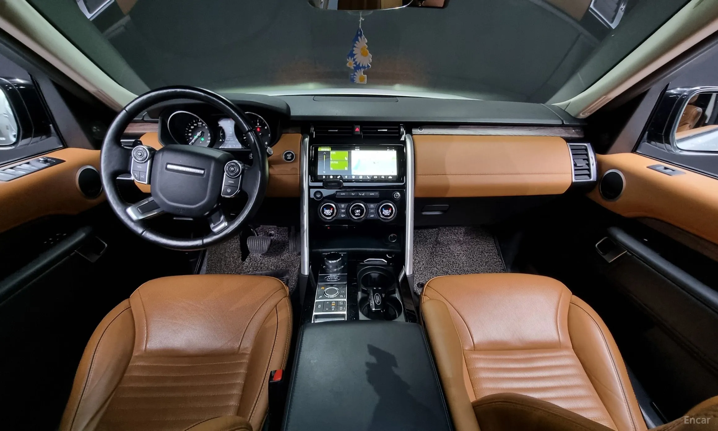 Land Rover Discovery 5 превью 4