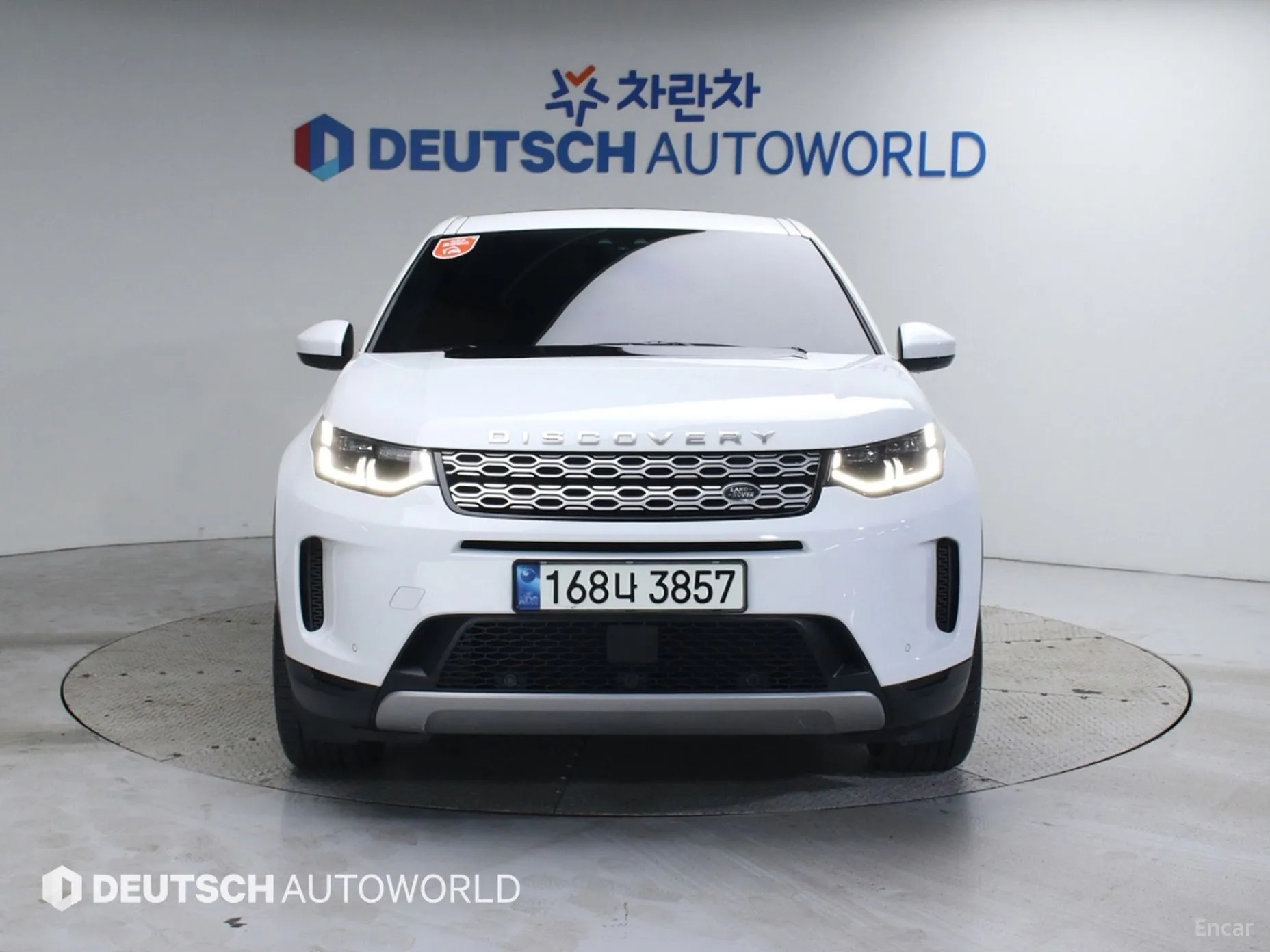 Land Rover Discovery Sports превью 2
