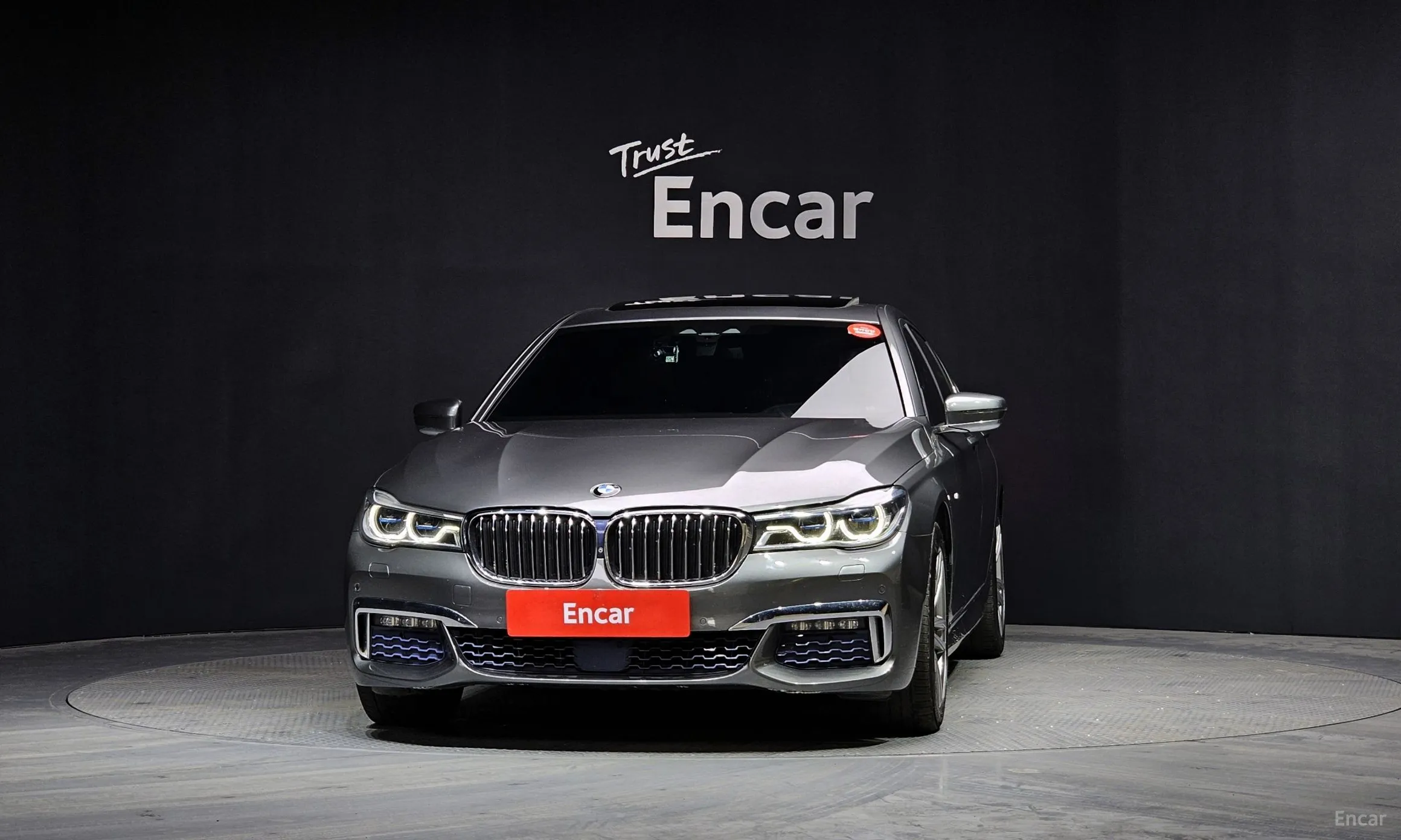 BMW 7 Series (G11) превью 2